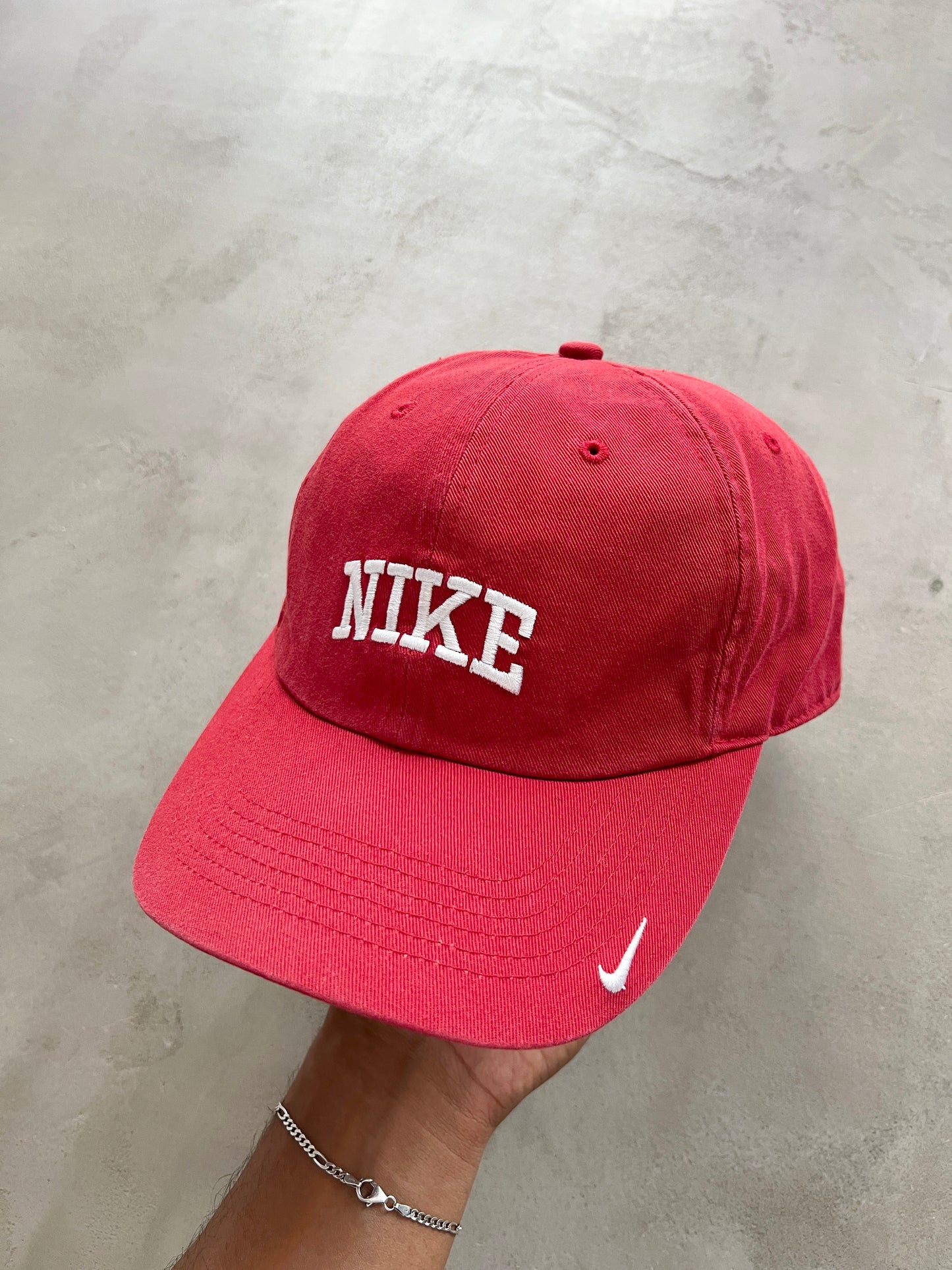 RED NIKE CAP - 2000S