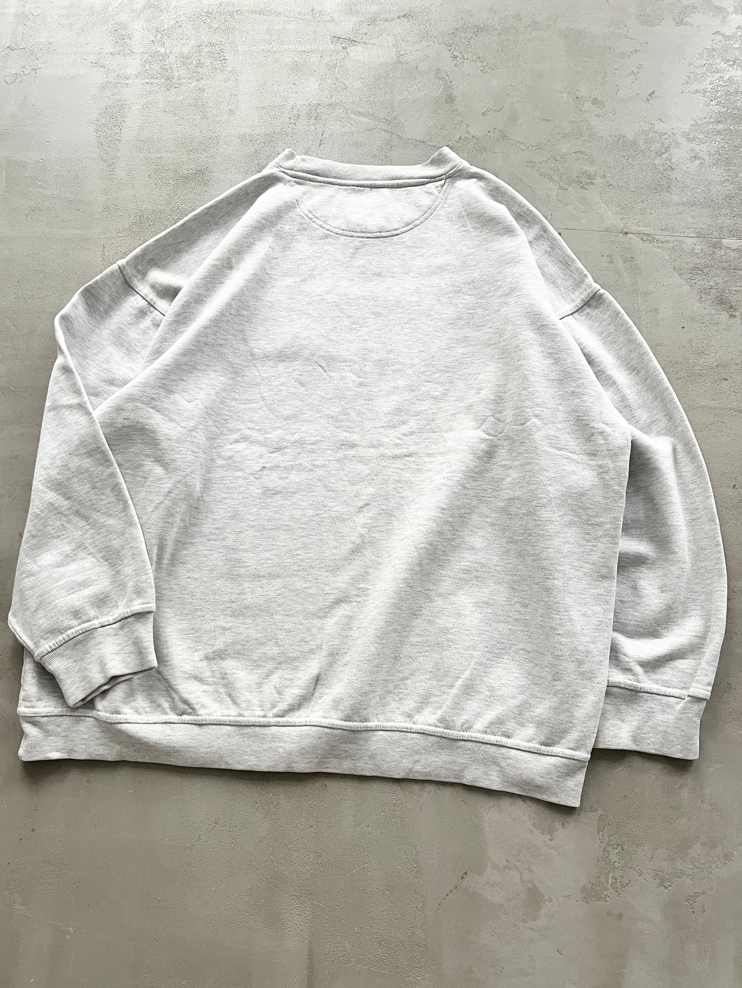 GREY NBA SWEATER - 1990S - L/XL