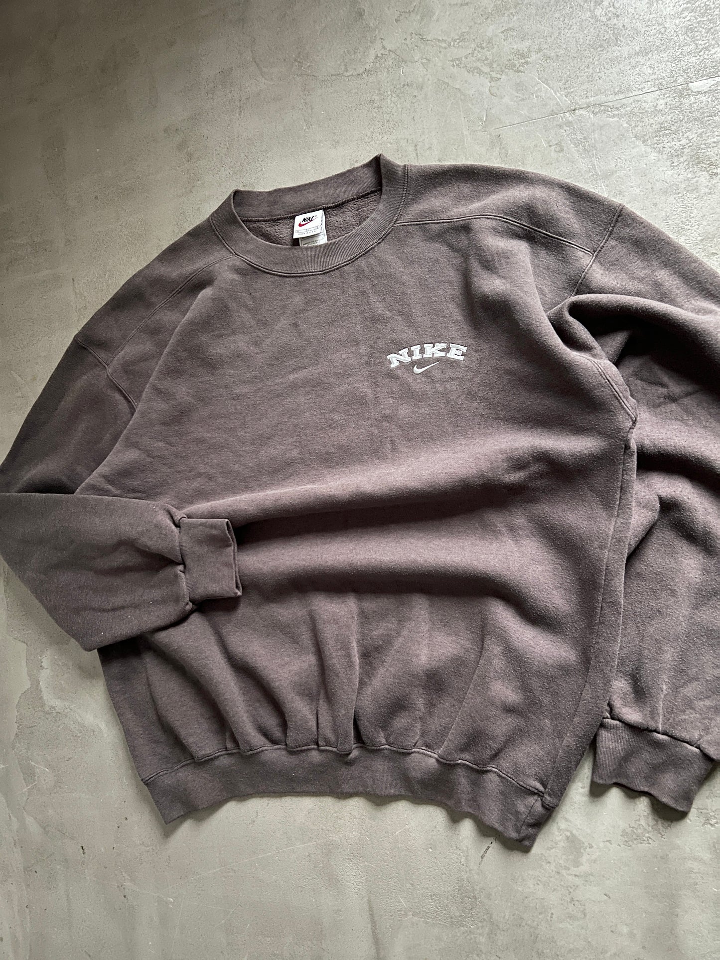 MOCHA NIKE SWEATER - 1990S - XL