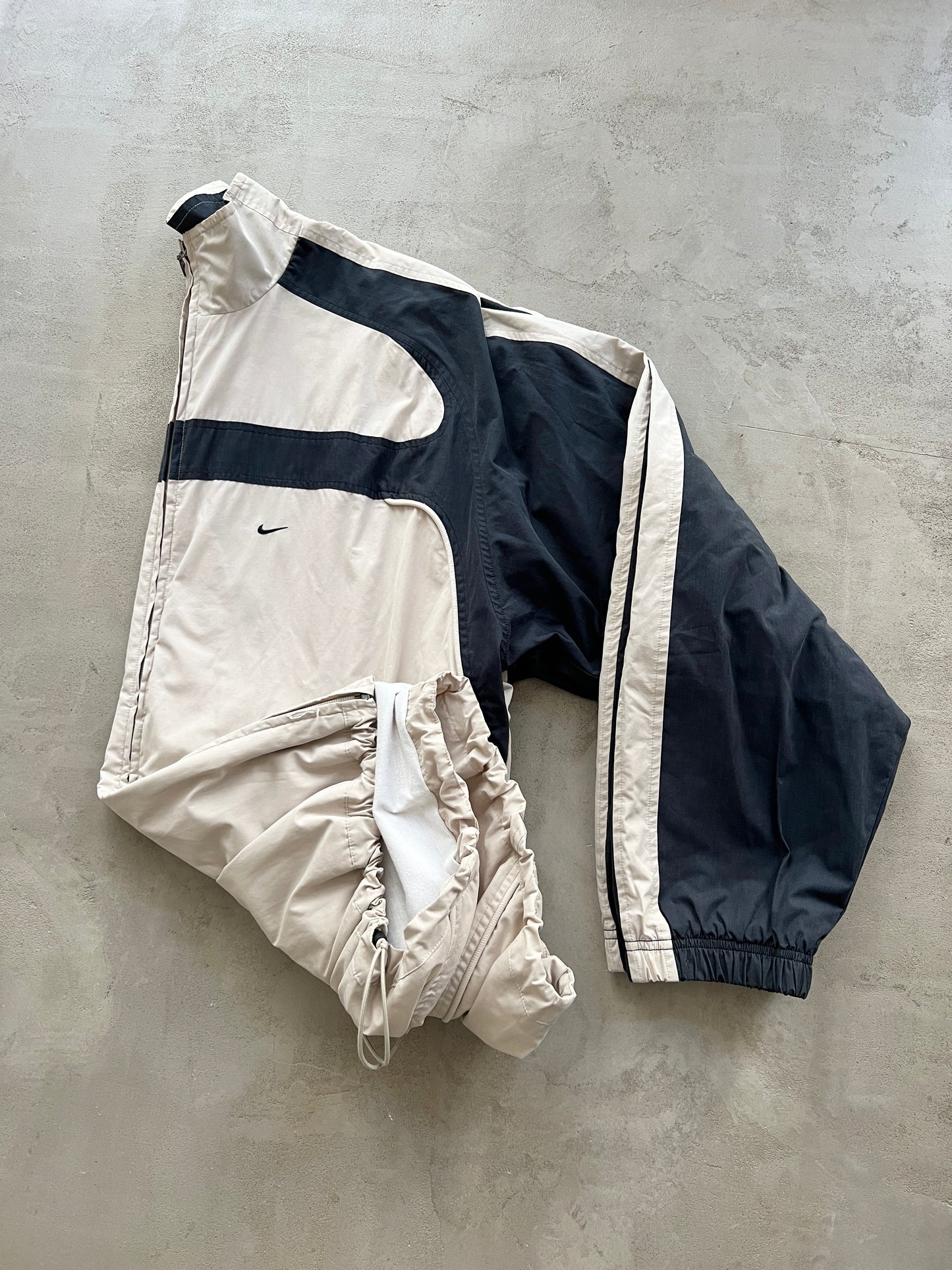 LIGHT BEIGE NIKE TRACK JACKET - XL - 2000S