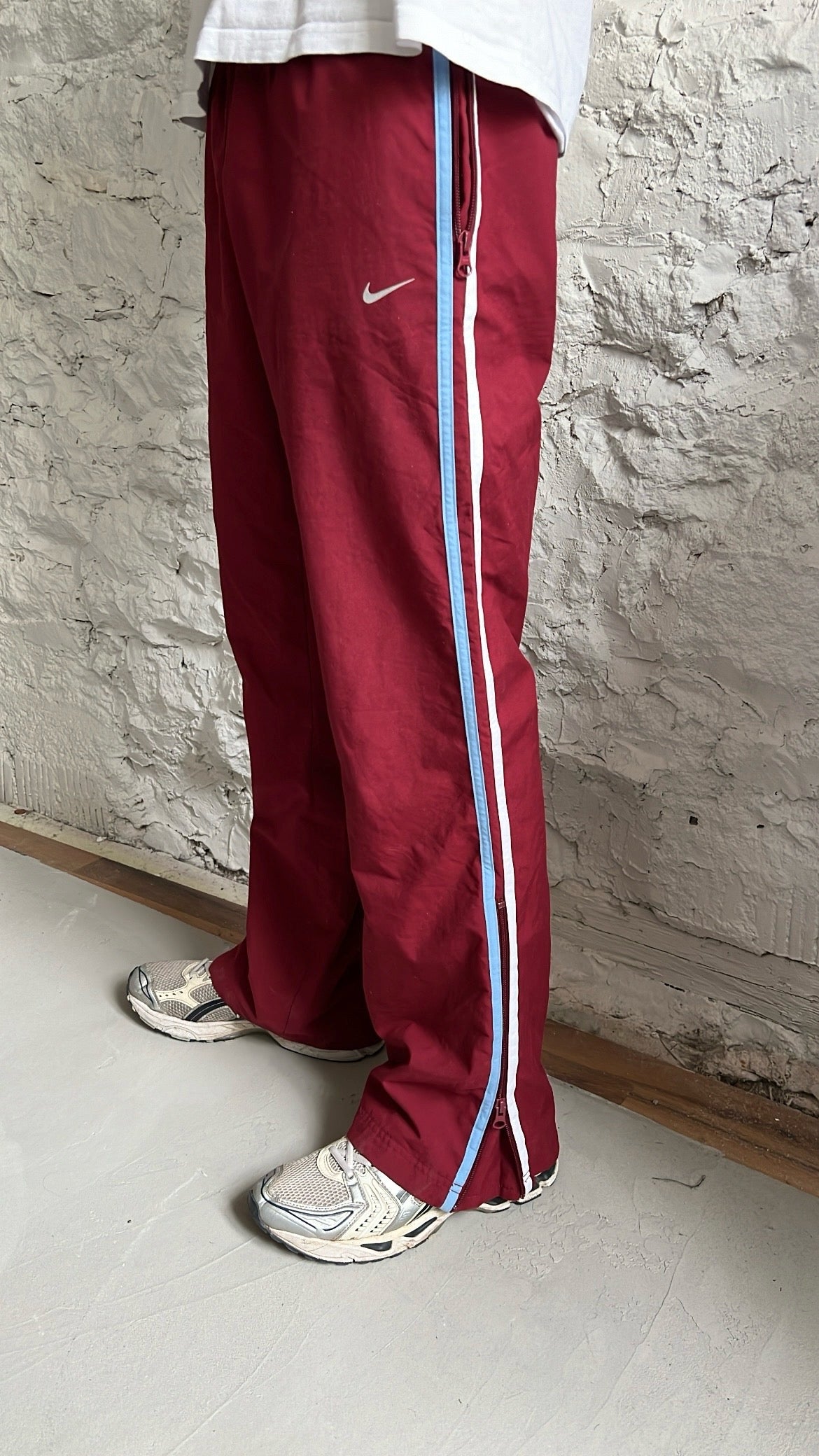 WINE RED NIKE TRACK PANTS - 2000S - S/M