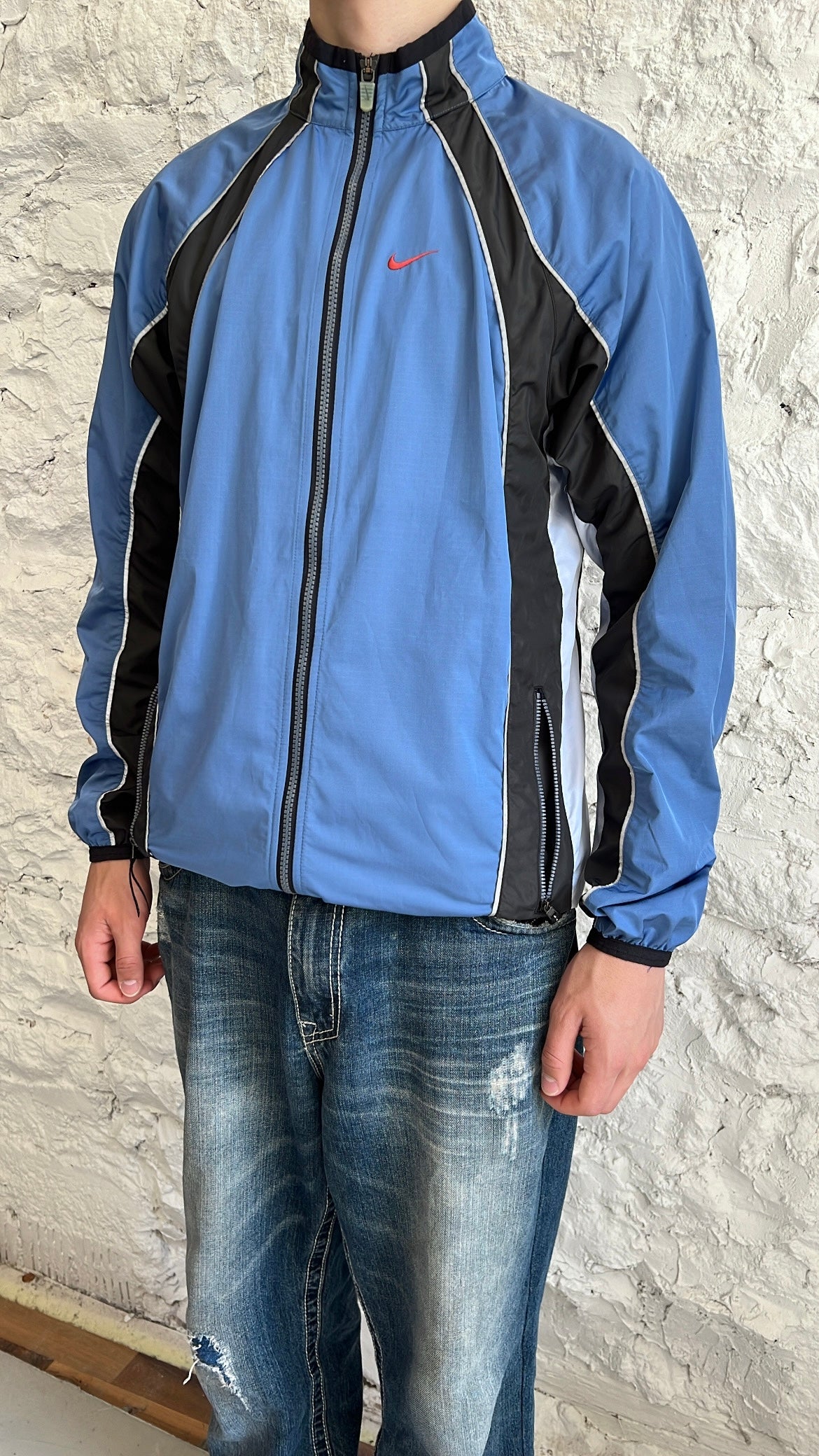 BLUE/BLACK NIKE REFLECTIVE TRACK JACKET - 1990S - L