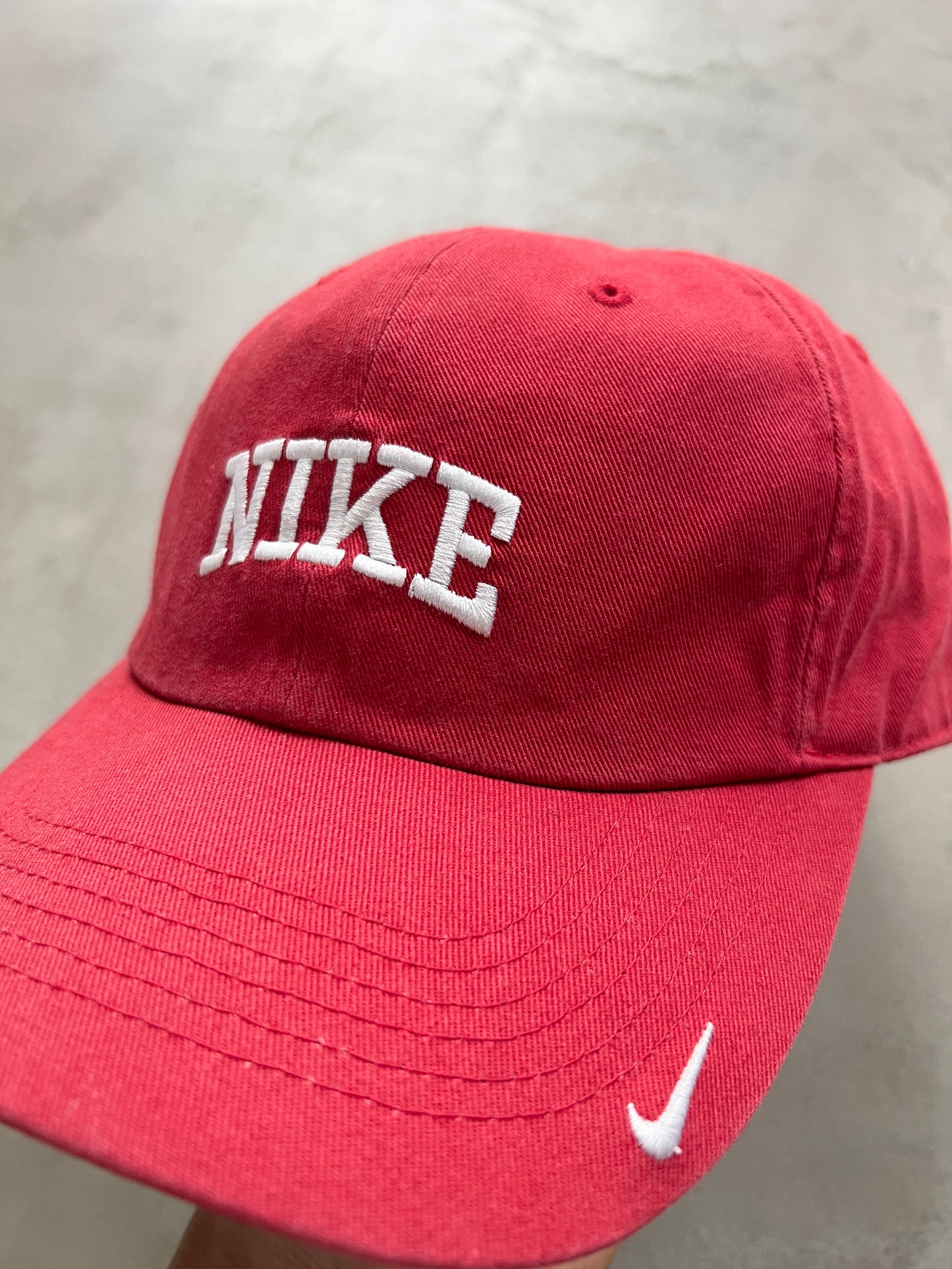 RED NIKE CAP - 2000S