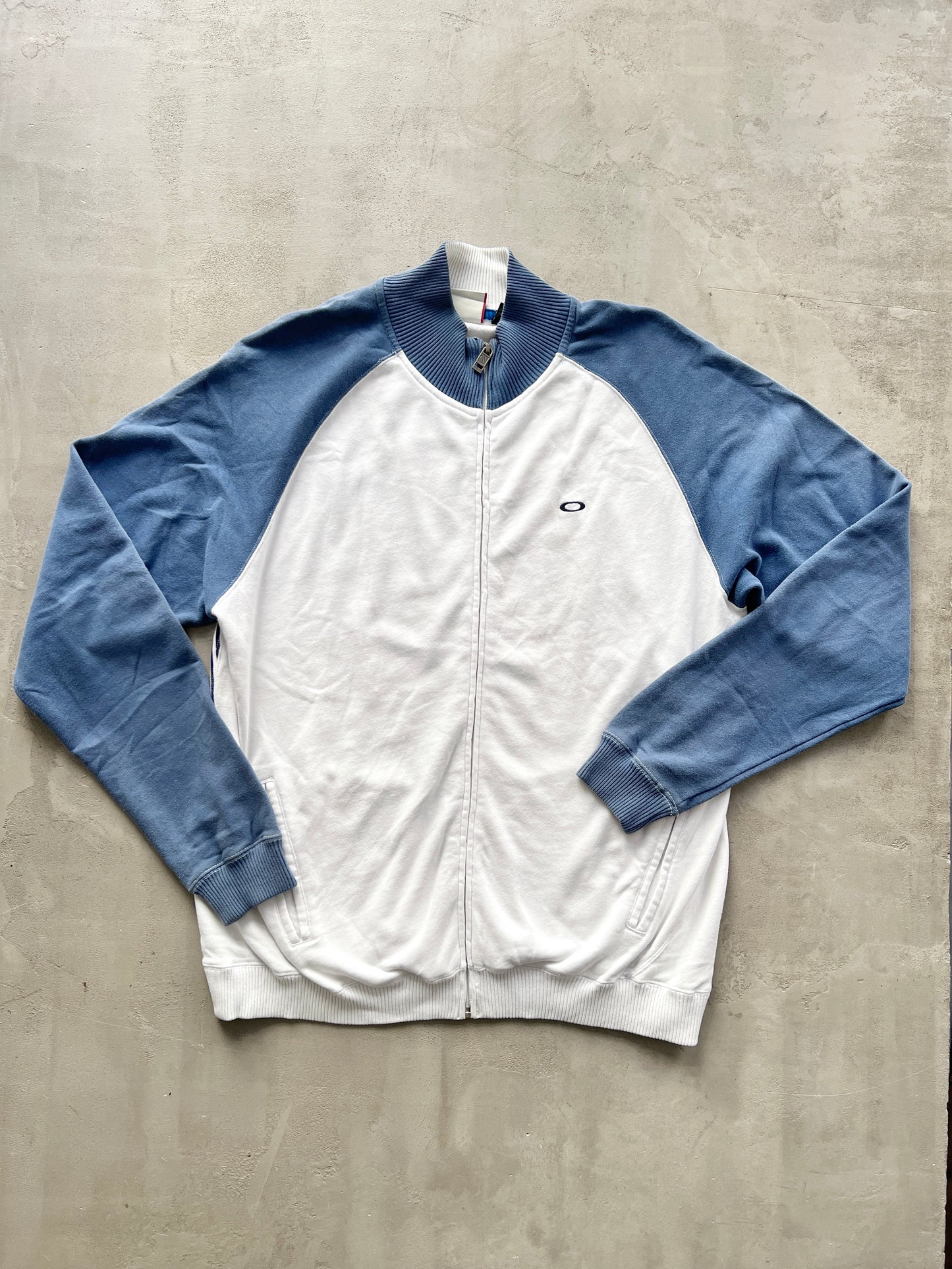 WHITE/BLUE OAKLEY JACKET - 1990S - XL/L