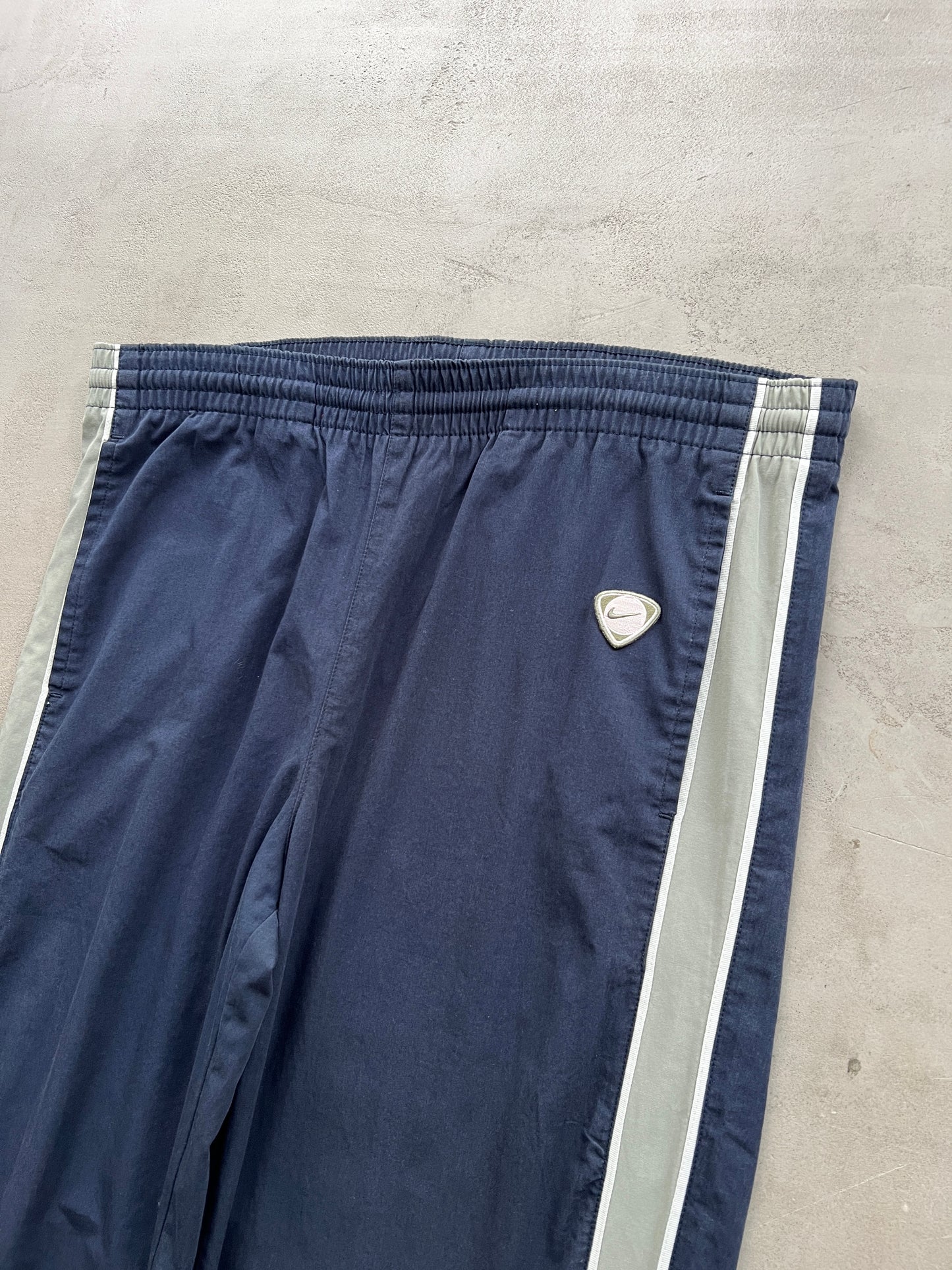 NAVY/GREEN NIKE TRACK PANTS - 2000S - L