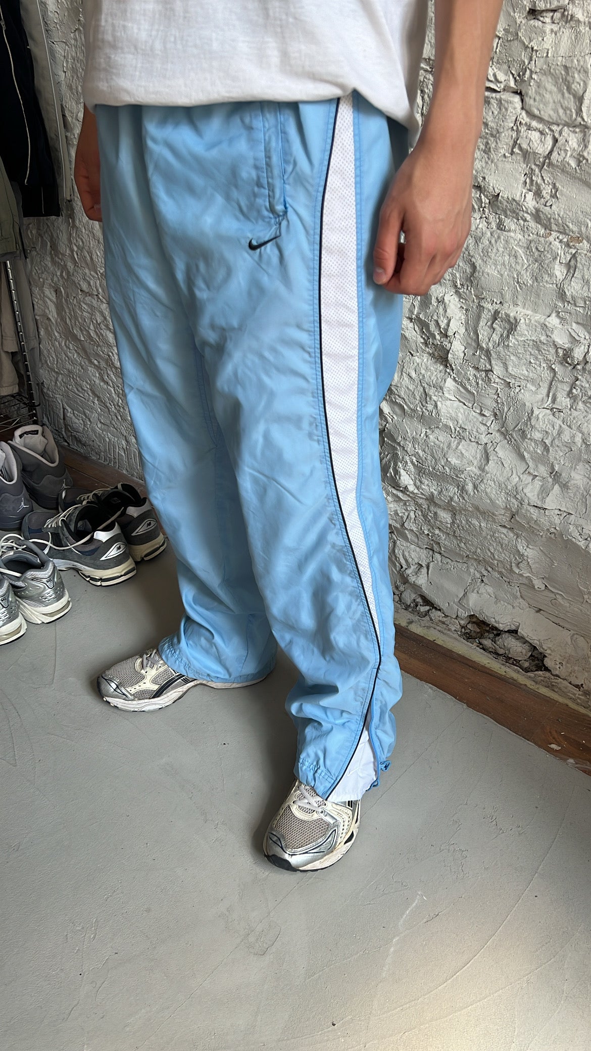 BABY BLUE/WHITE NIKE TRACK PANTS - 2000S - L