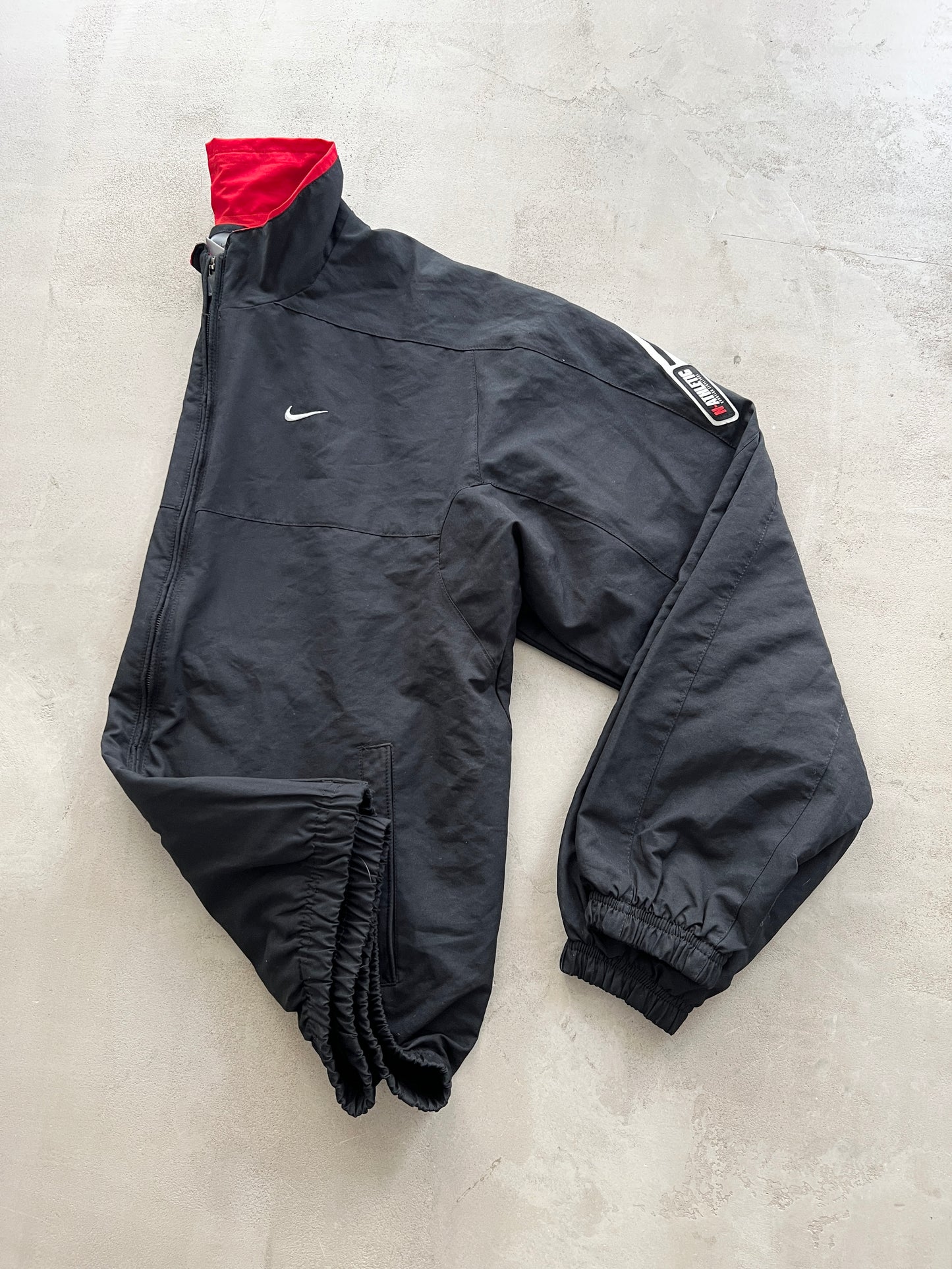 BLACK NIKE ATHLETIC TRACK JACKET - 2000S - L/M