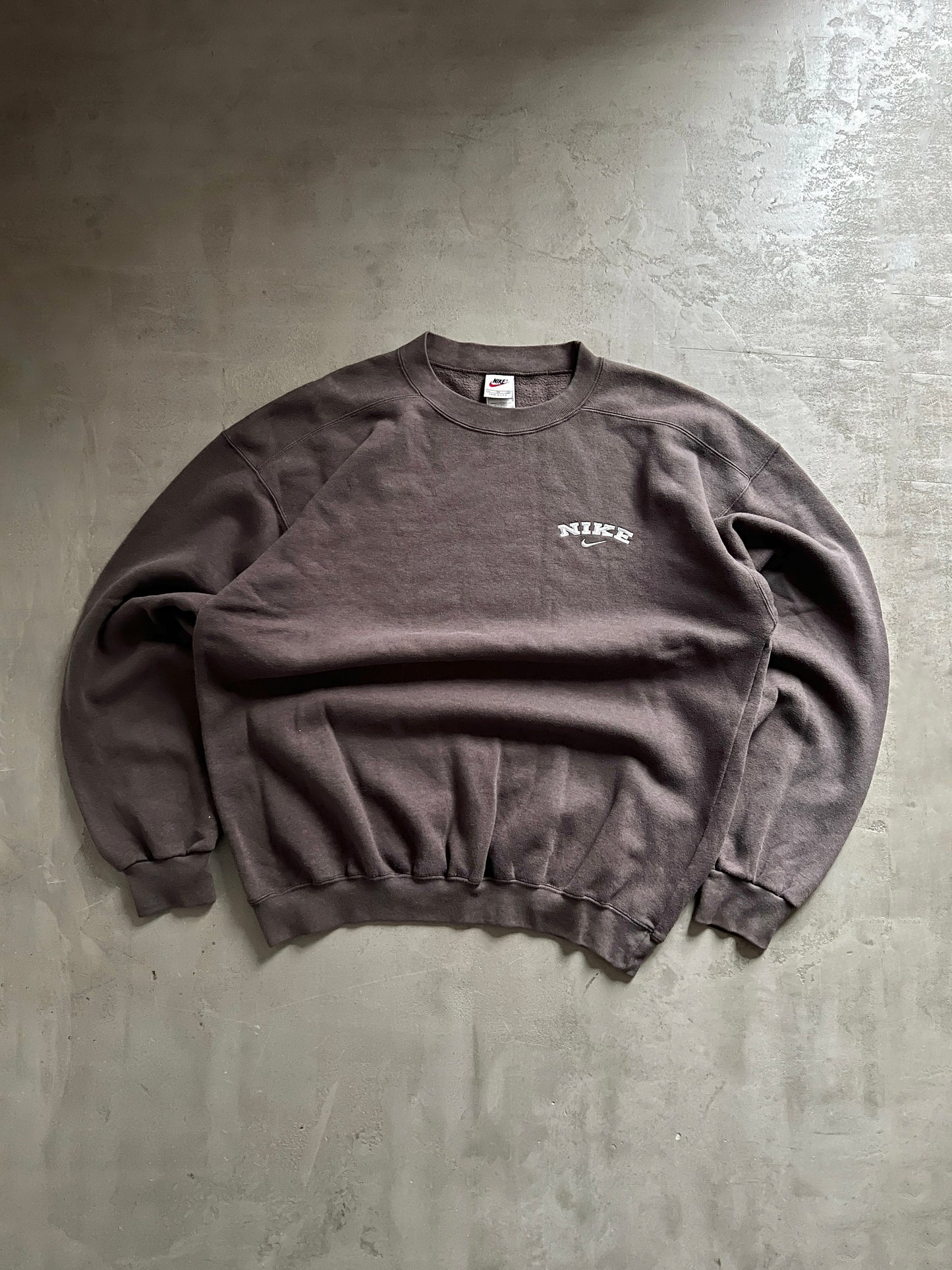 MOCHA NIKE SWEATER - 1990S - XL