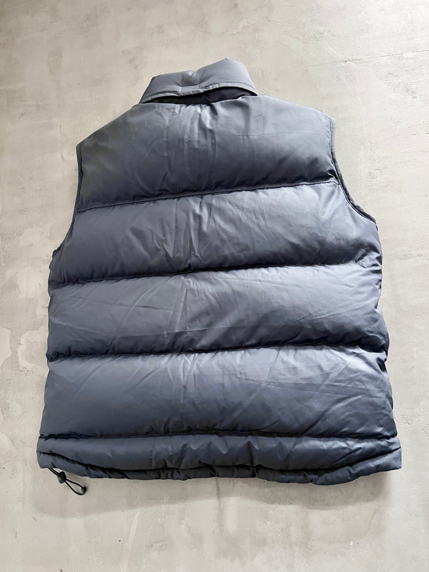 GREY NIKE PUFFER VEST - 2000S - L