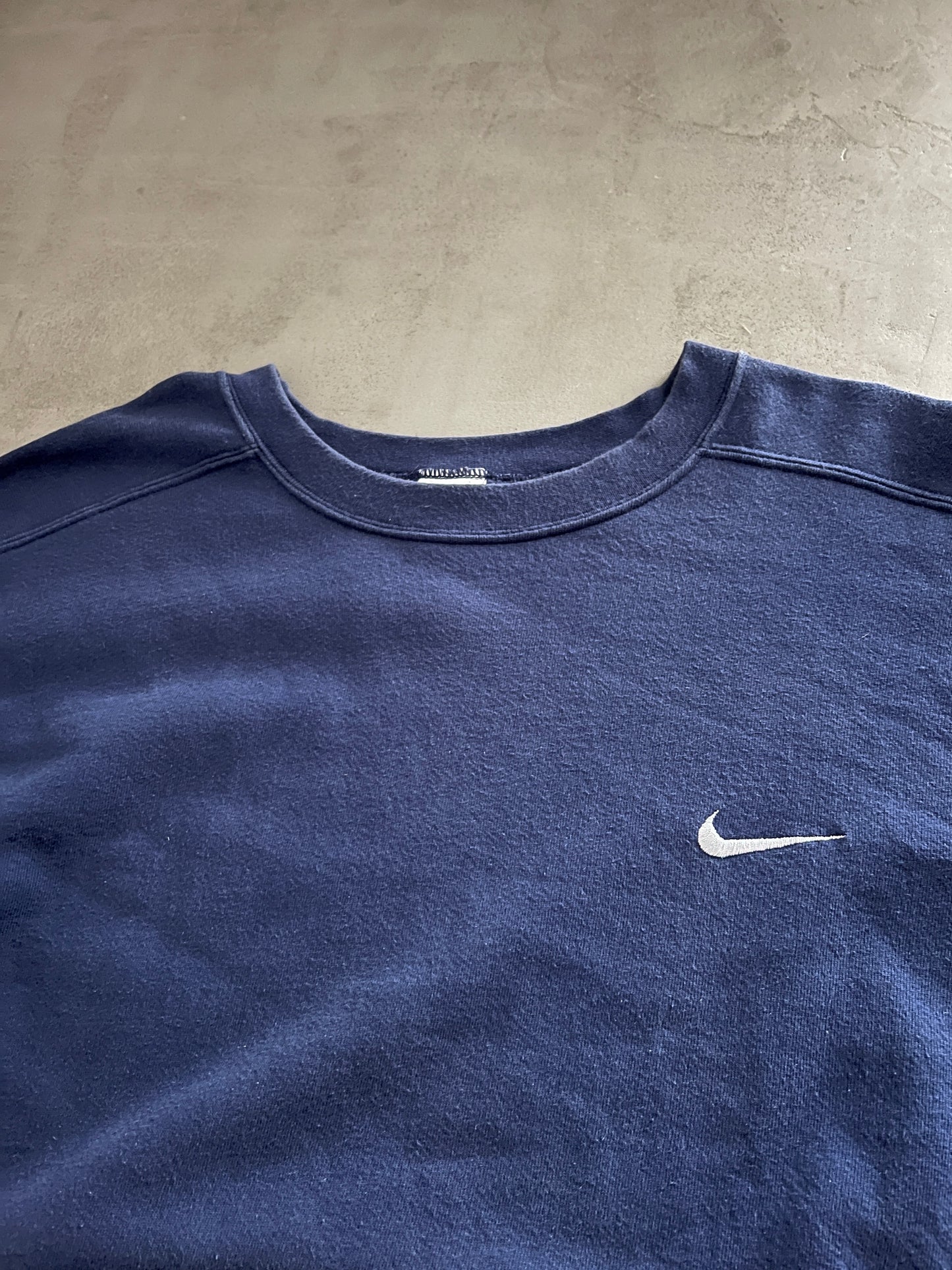 FADED NAVY NIKE SWEATER - 1990S - XXL