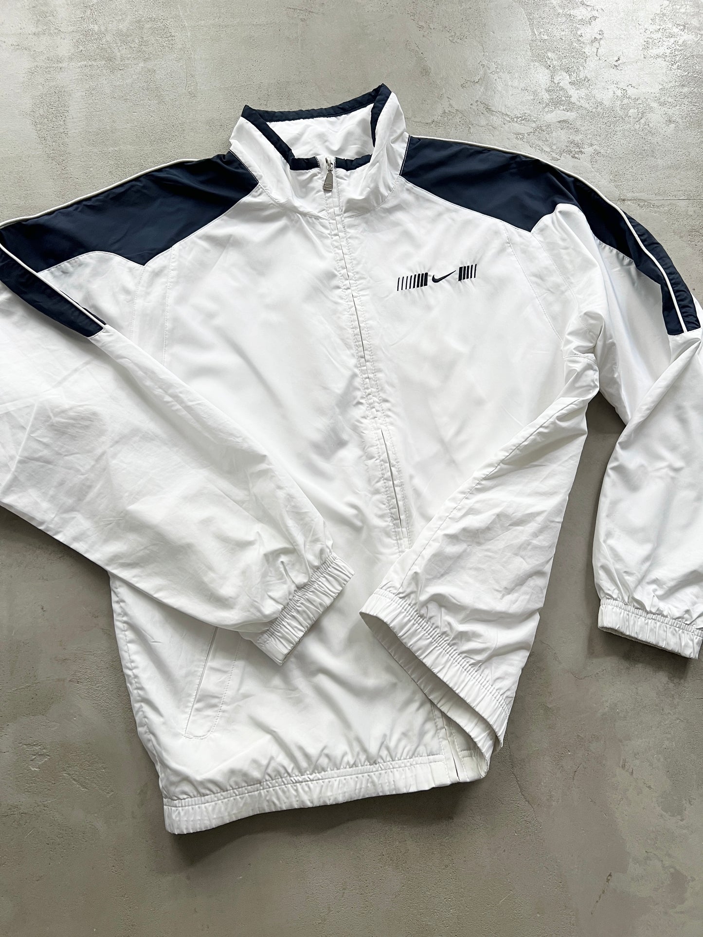 WHITE/NAVY NIKE TRACK JACKET - 2000S - L/M