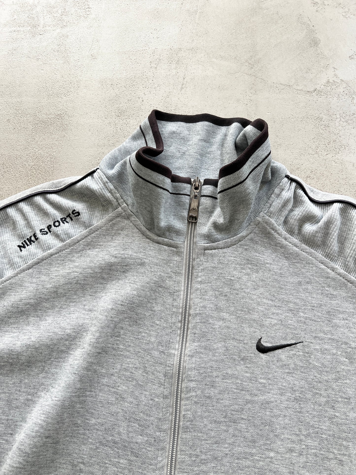 GREY NIKE TRACK JACKET - 2000S - M/L