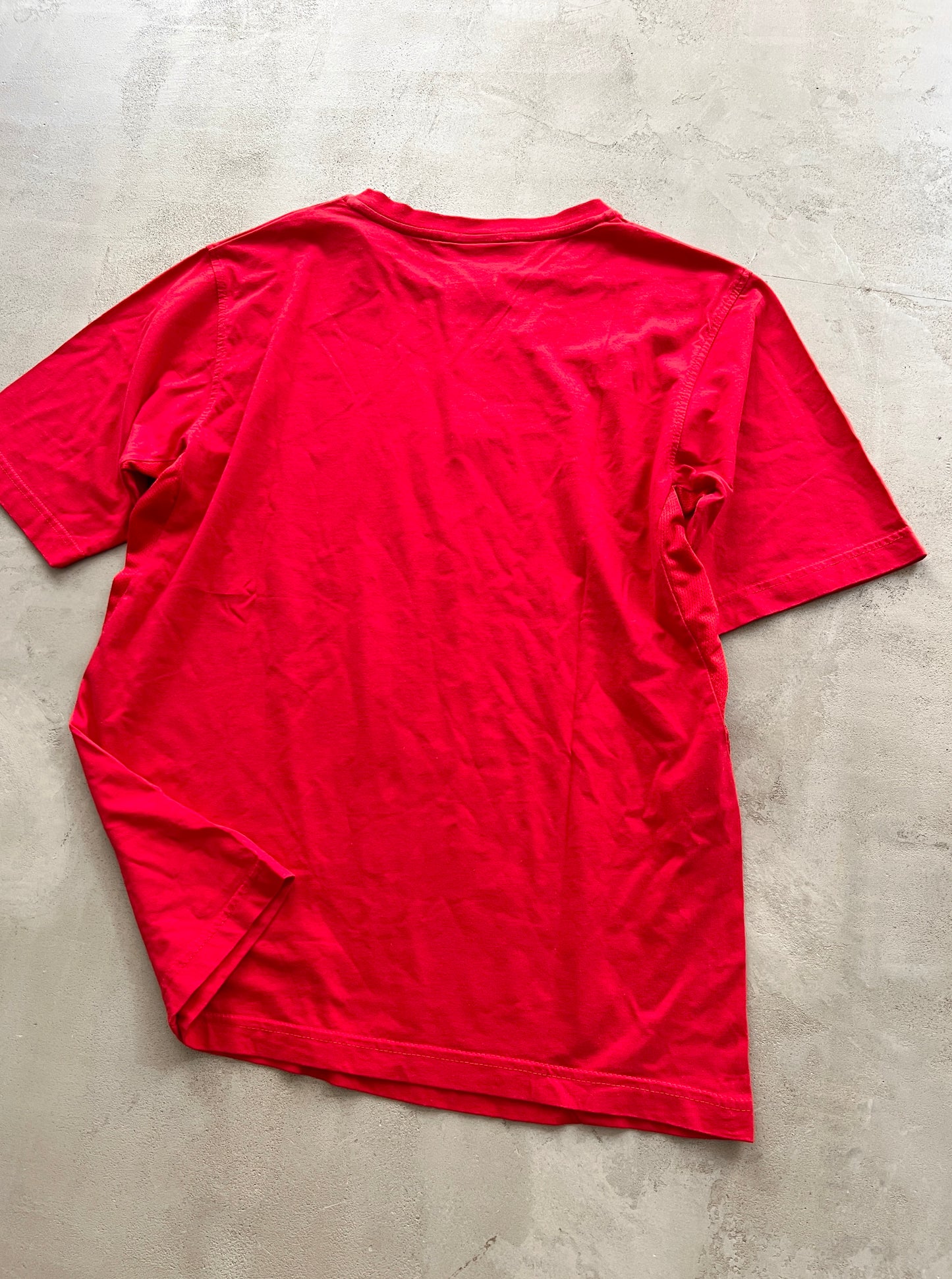 RED NIKE TEE - 1990S - M