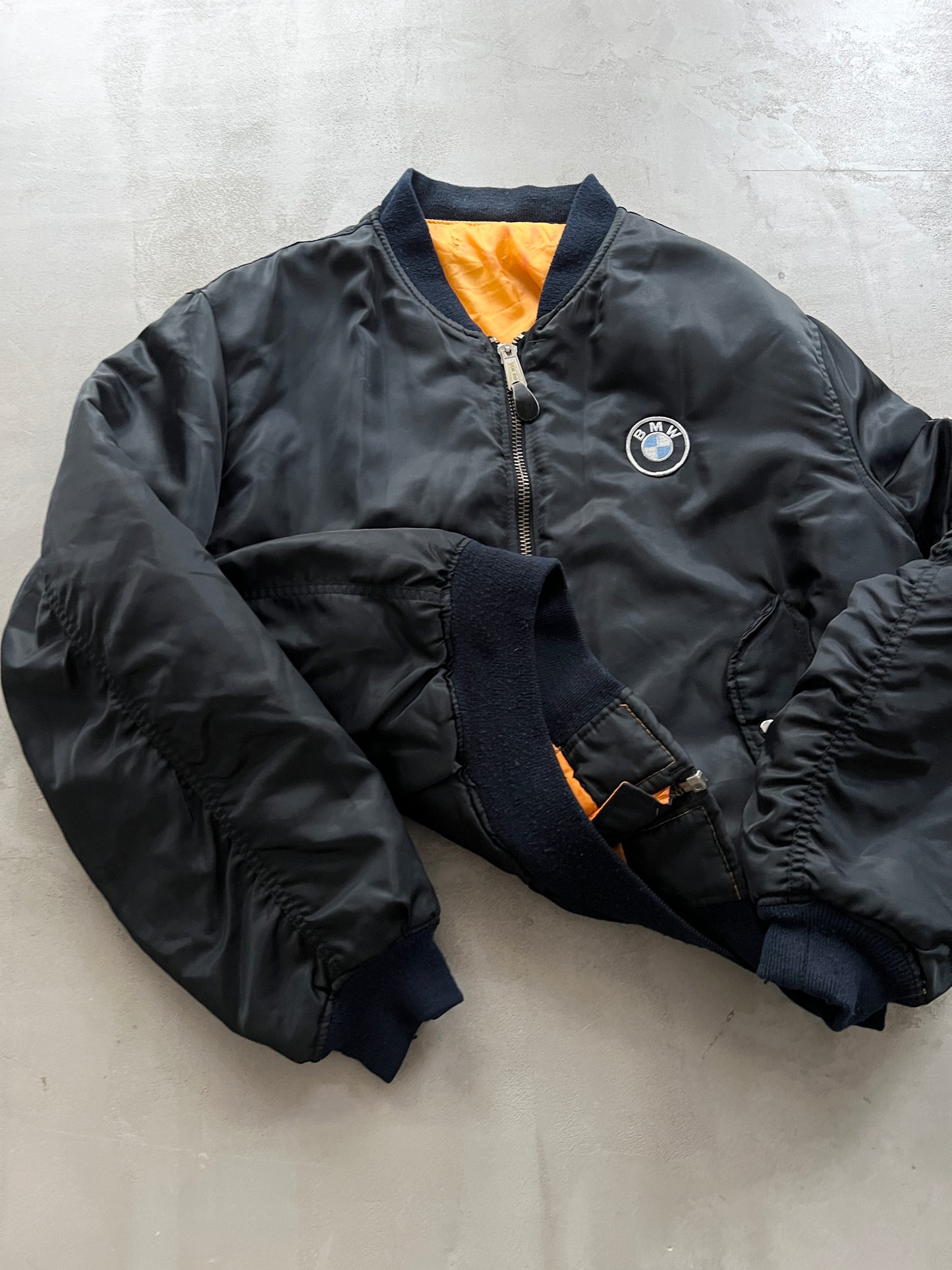 BLACK BMW BOMBER JACKET - 1990S - L/M