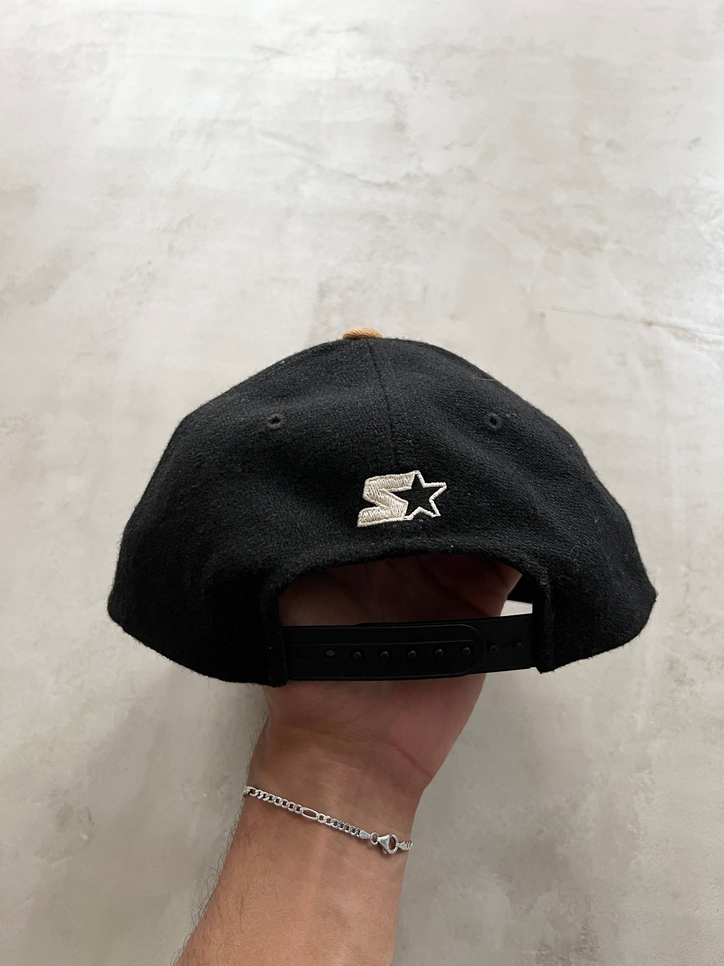 BLACK CARHARTT CAP - 1990S