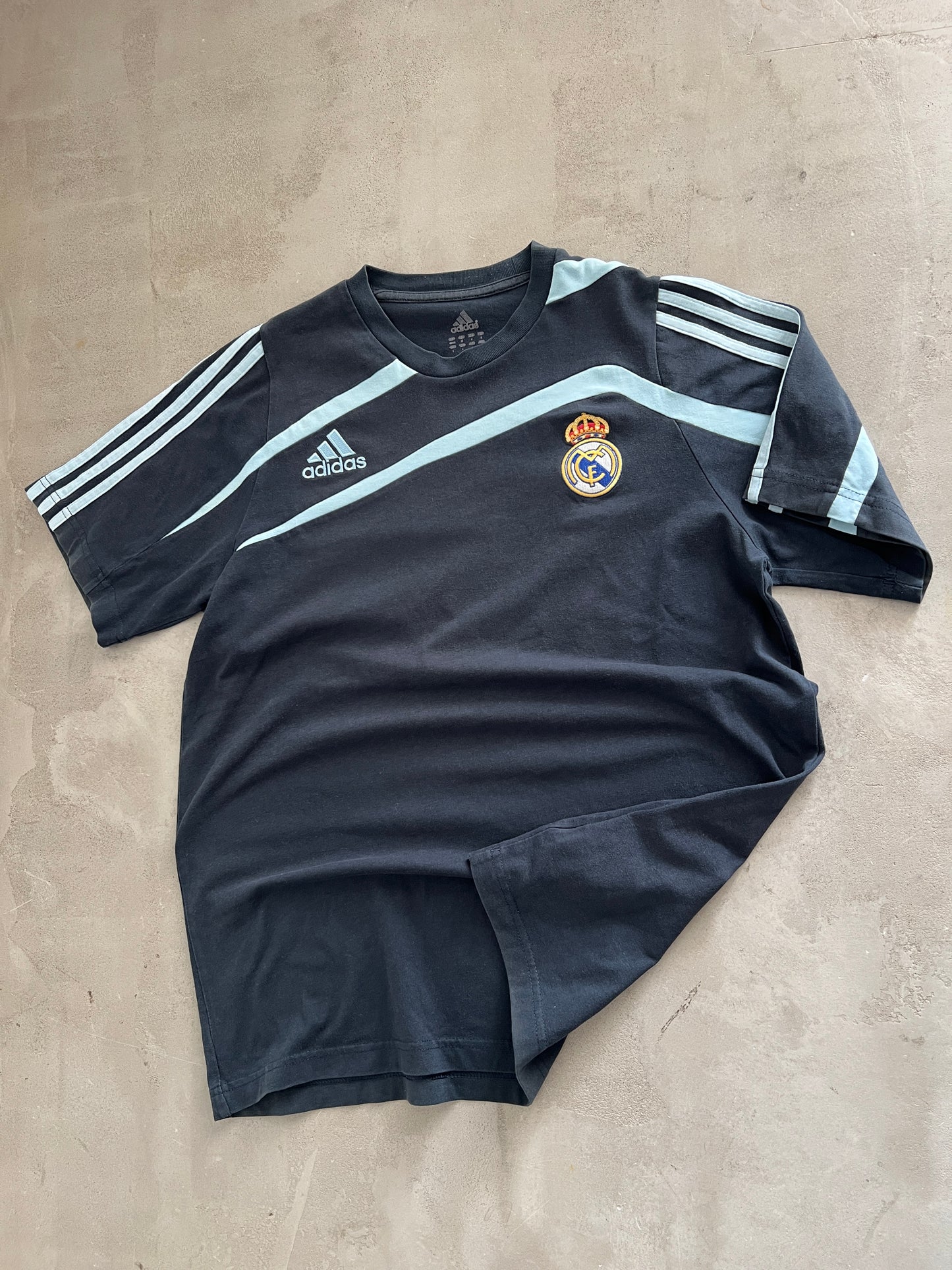 NAVY/BABY BLUE REAL MADRID TEE - 2000S - M/L