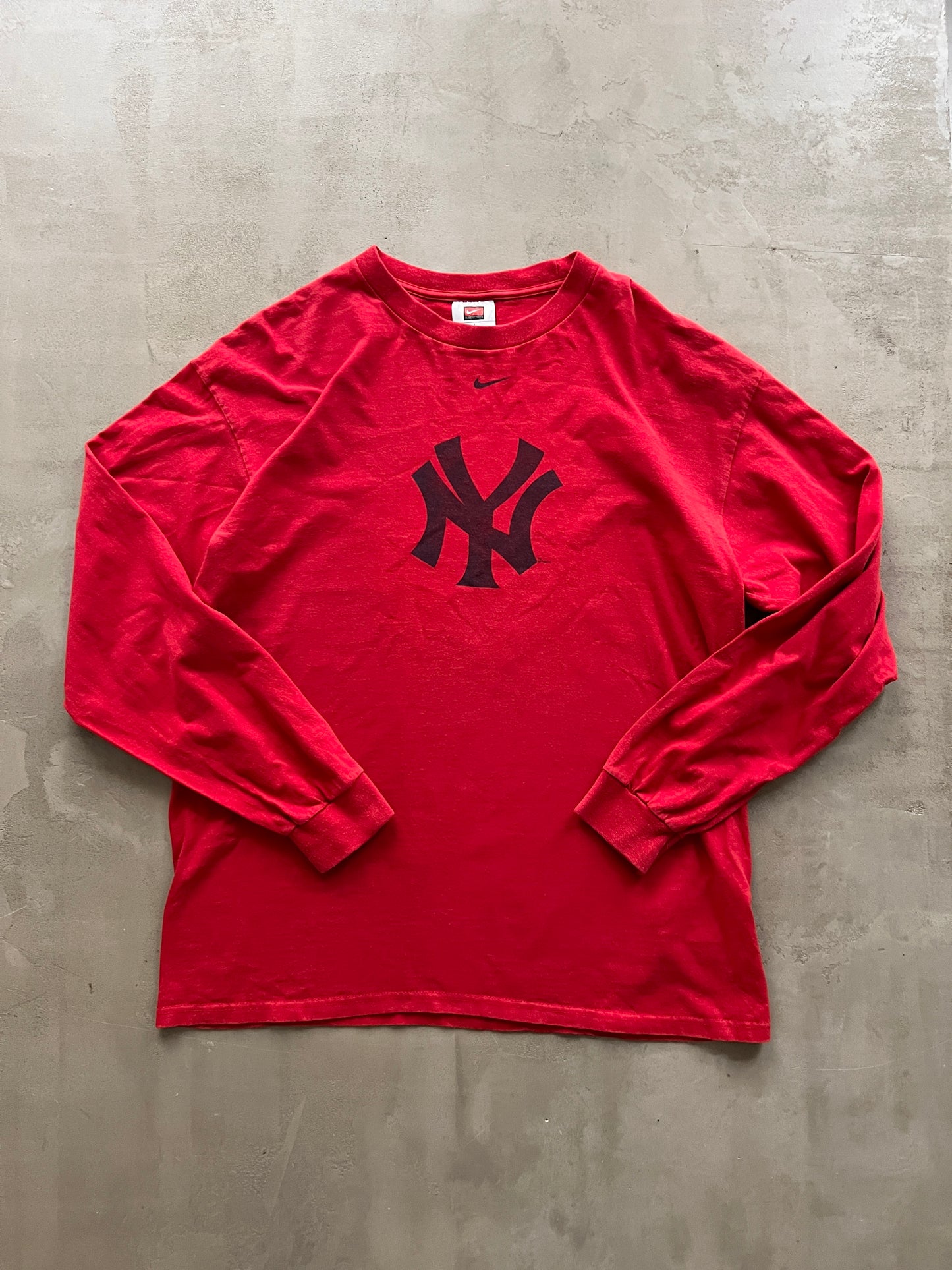 RED YANKEES LONGSLEEVE - 1990S - XL