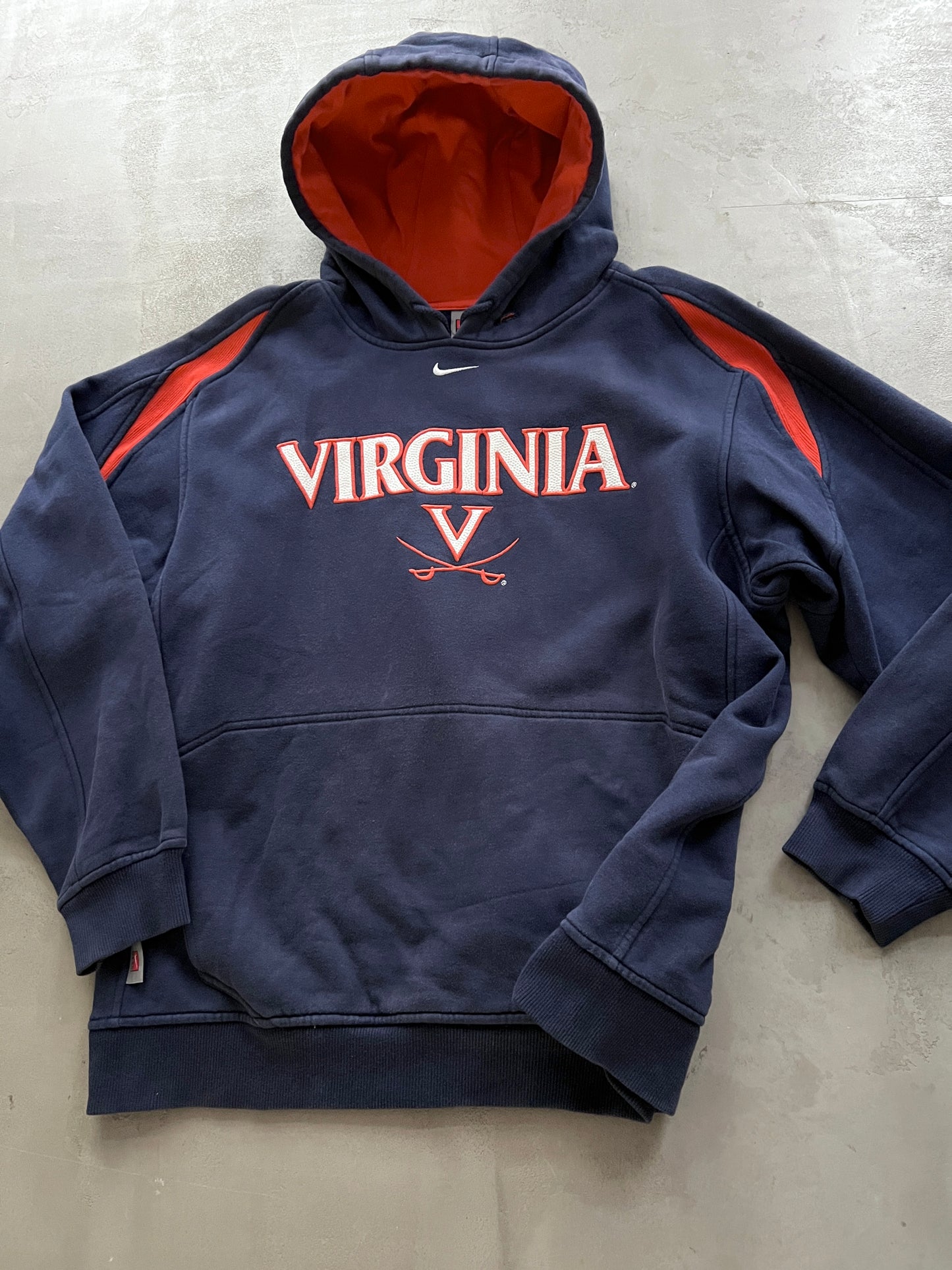 NAVY VIRGINIA HOODIE - 1990S - L