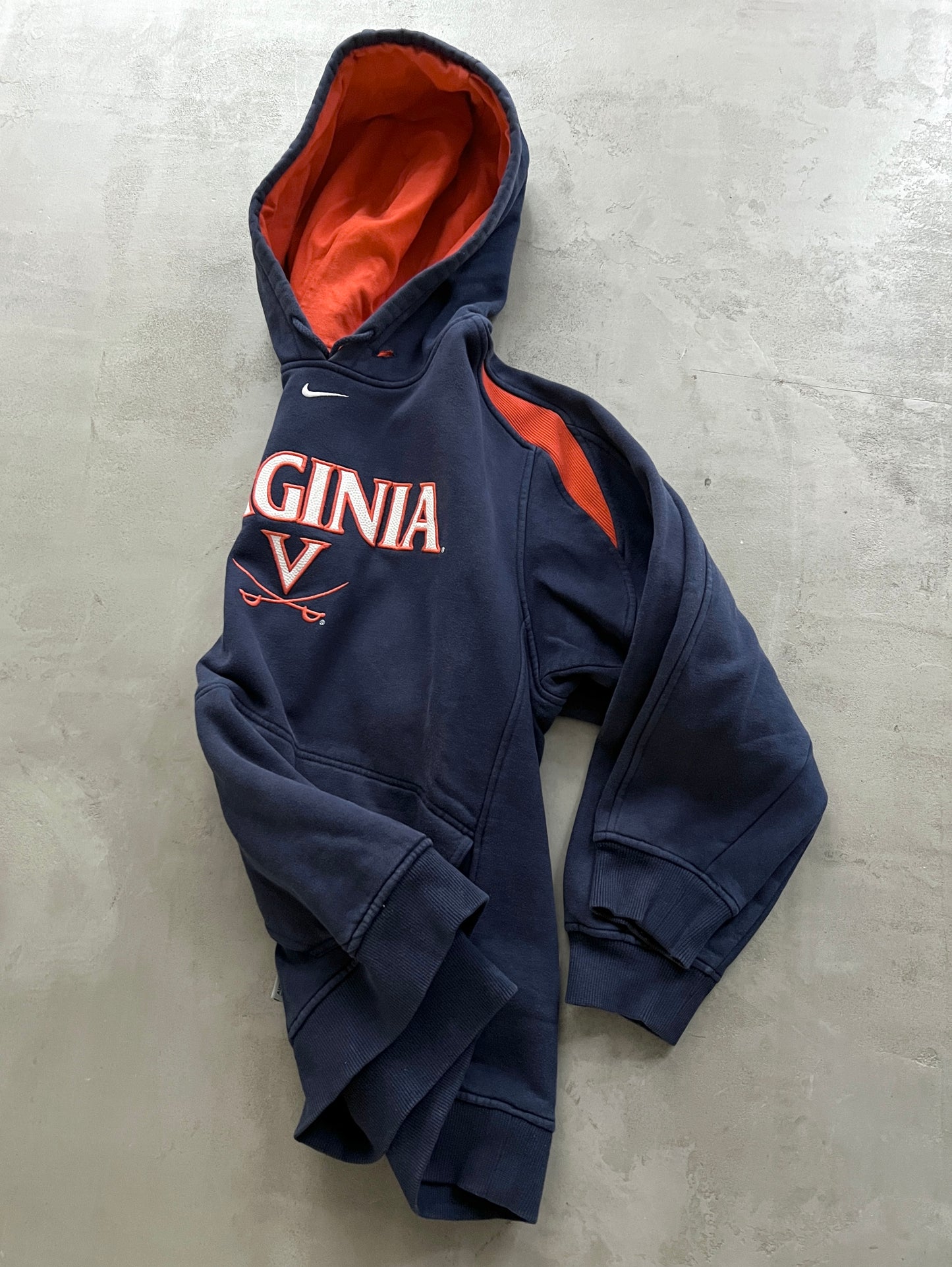 NAVY VIRGINIA HOODIE - 1990S - L