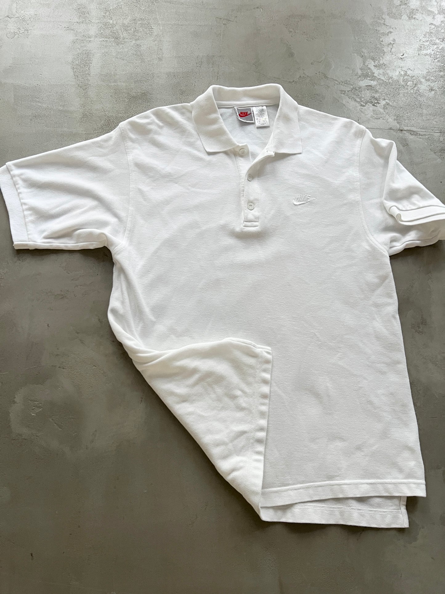 WHITE NIKE POLO - 1990S - XL/L