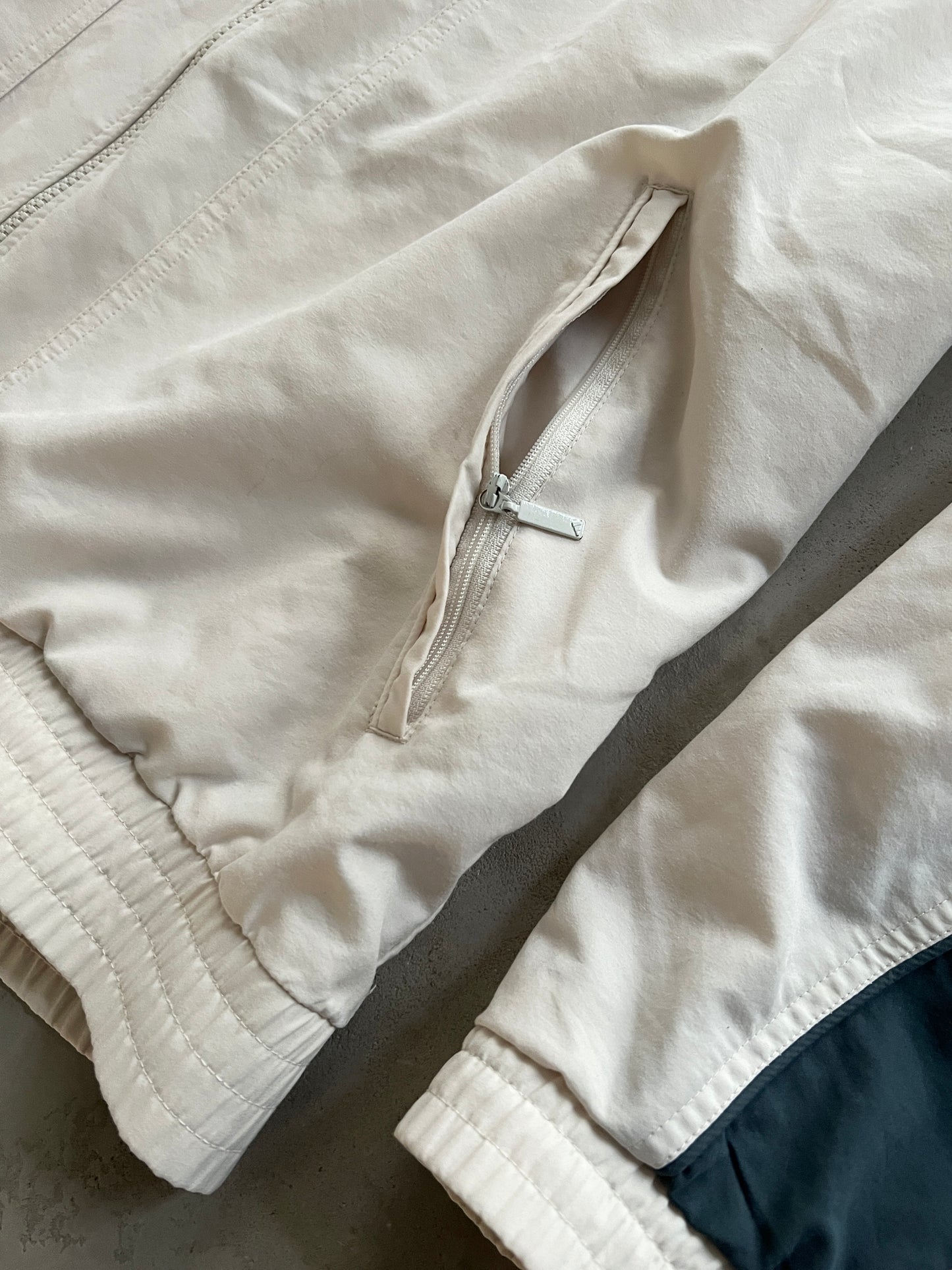 LIGHT BEIGE ADIDAS TRACK JACKET - 2000S - L/XL