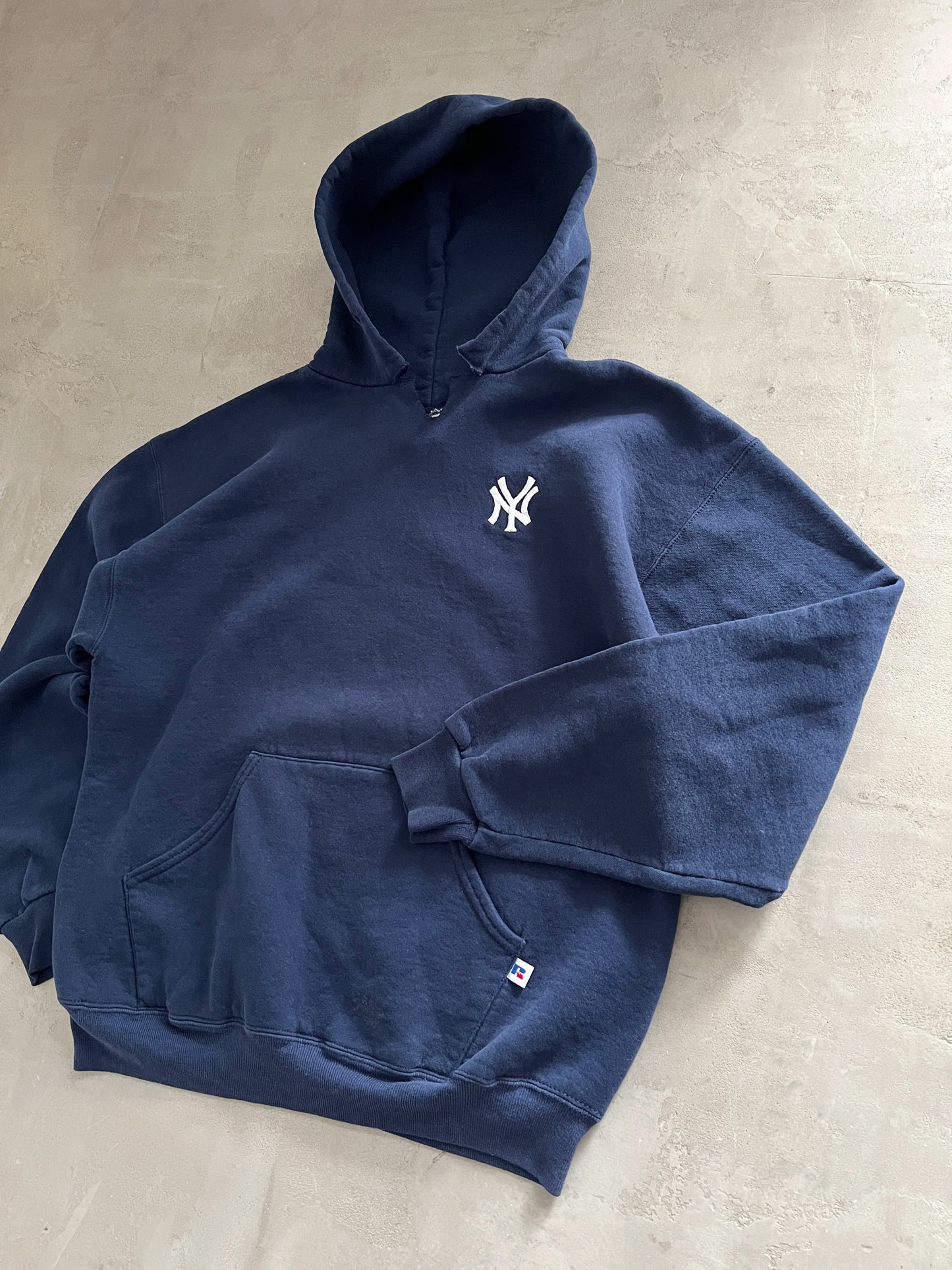 NAVY YANKEES RUSSELL HOODIE - 1990S - L/M