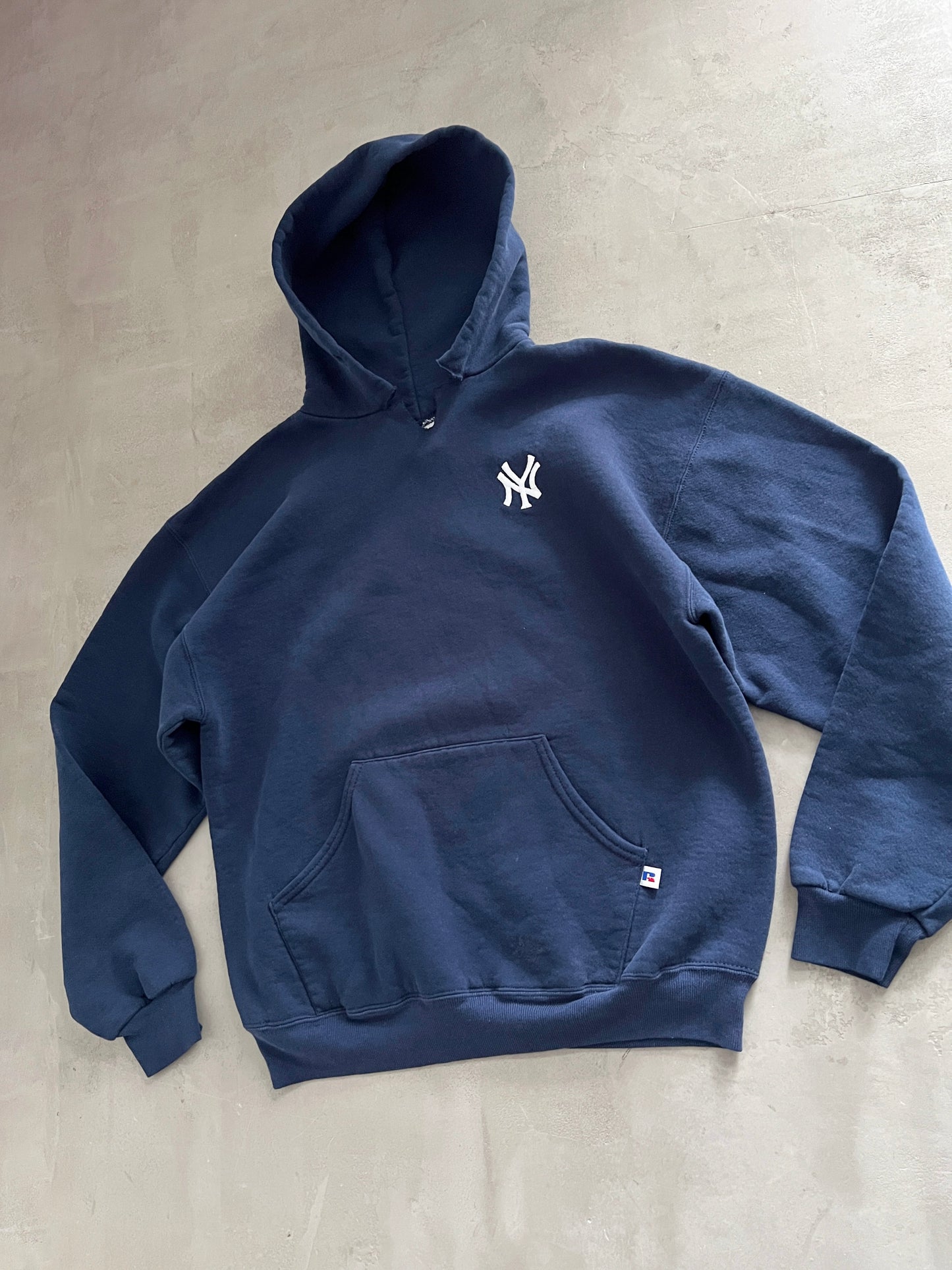 NAVY YANKEES RUSSELL HOODIE - 1990S - L/M