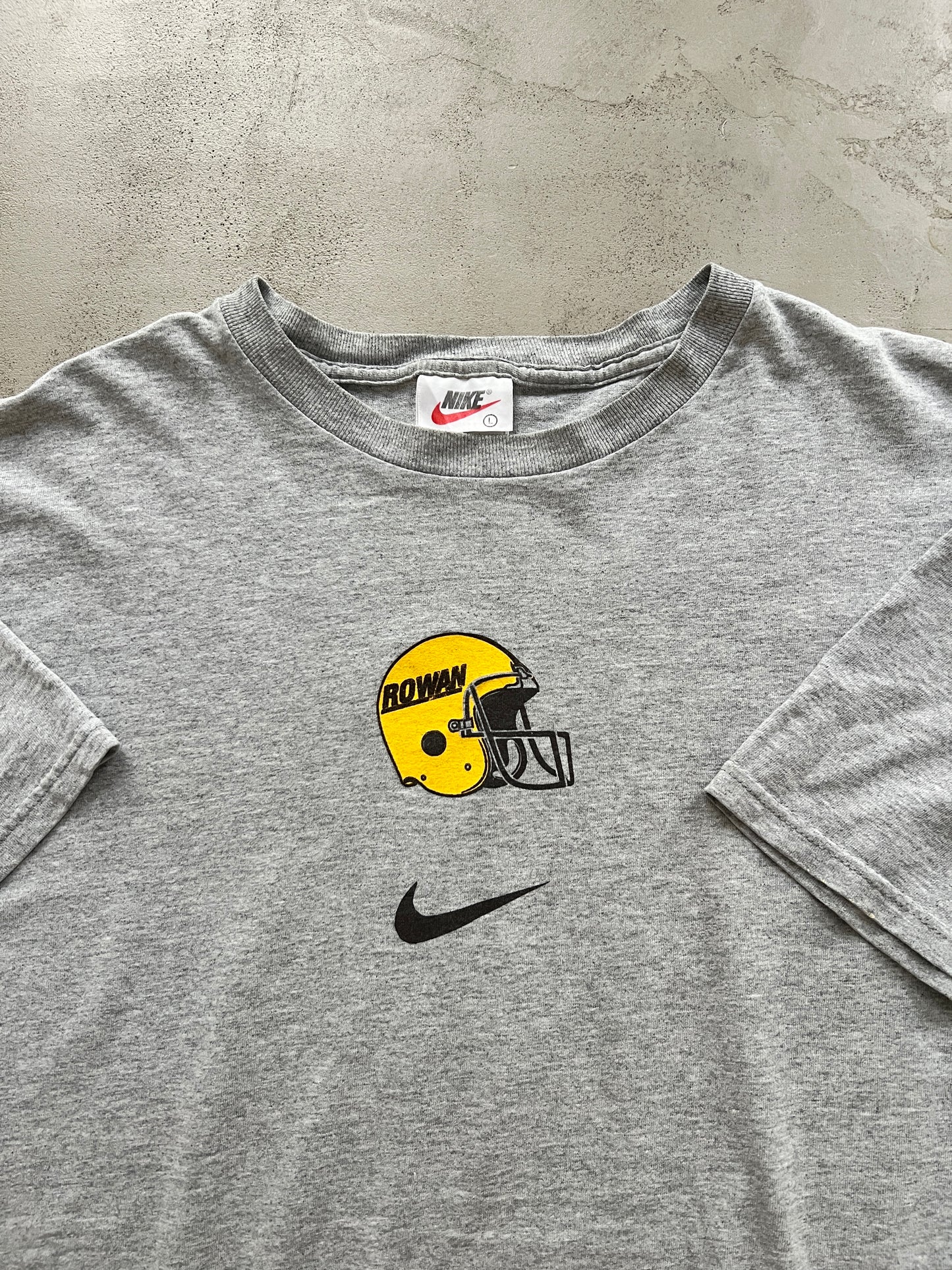 GREY NIKE FOOTBALL TEE - 1990S - L