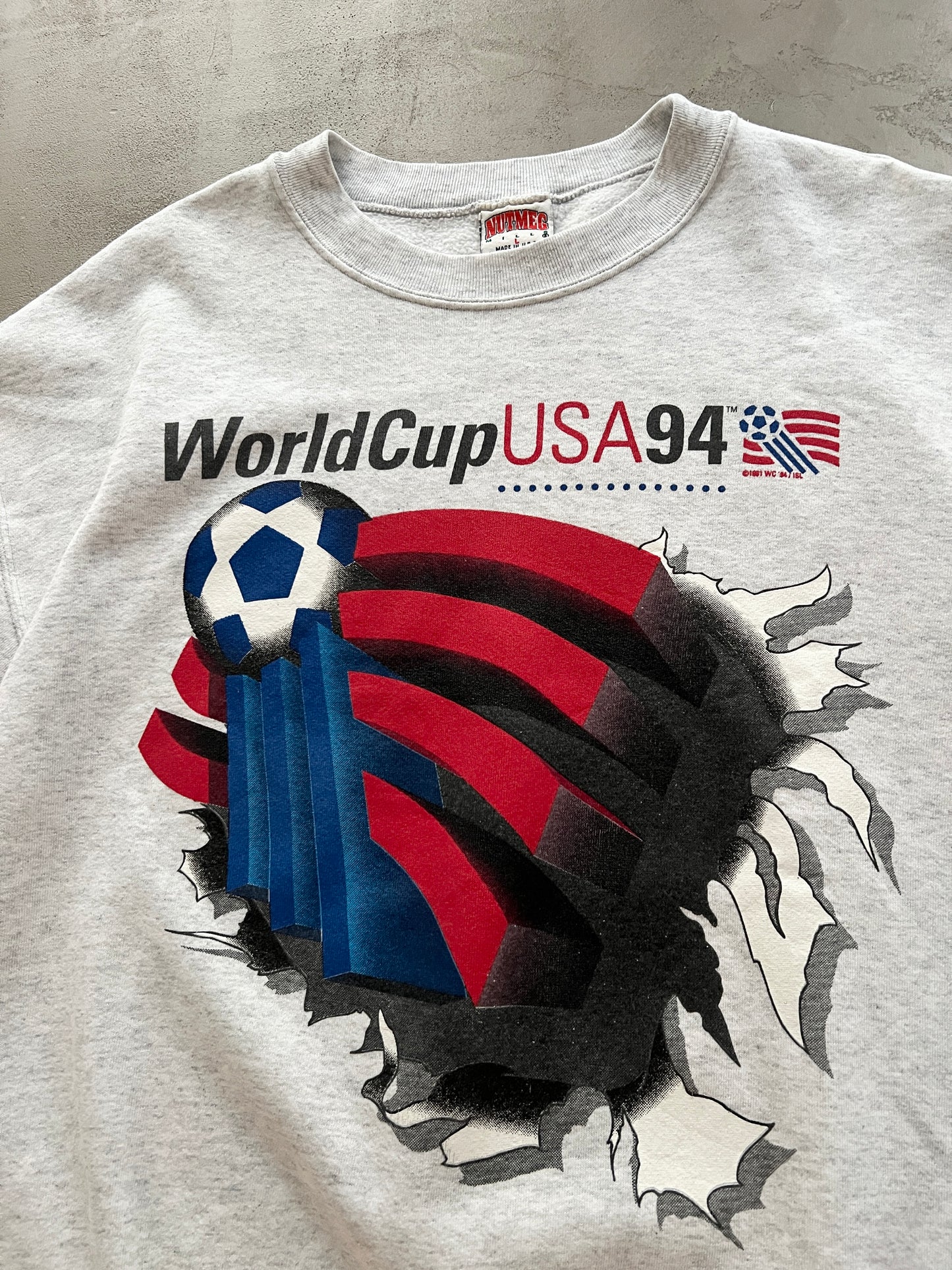 GREY SOCCER WORLD CUP USA SWEATER - 1990S - L