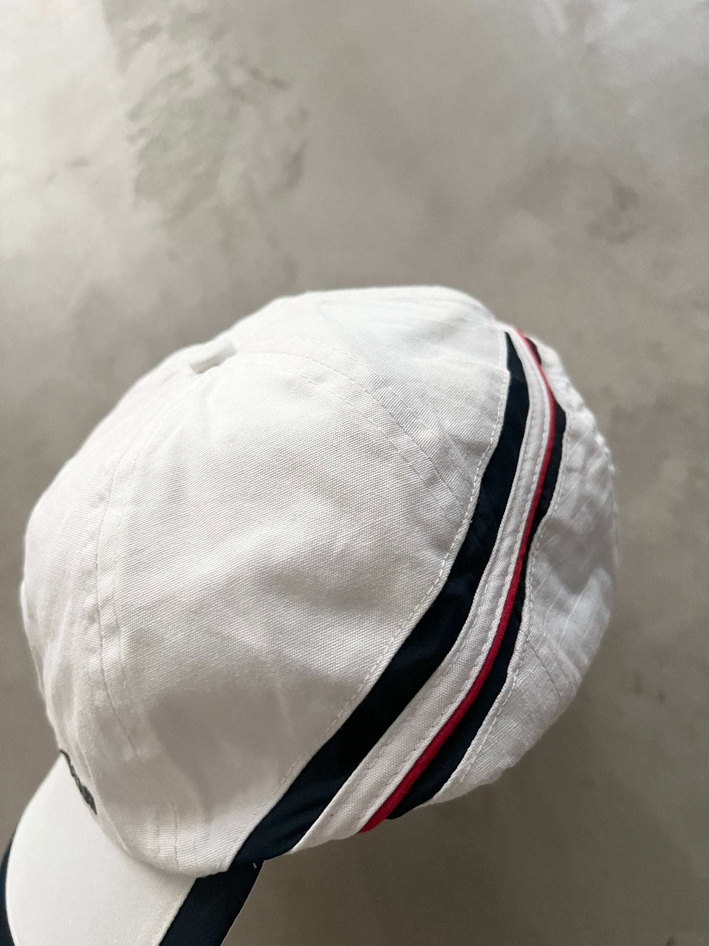 WHITE BMW SAUBER F1 RACING CAP - 2000S