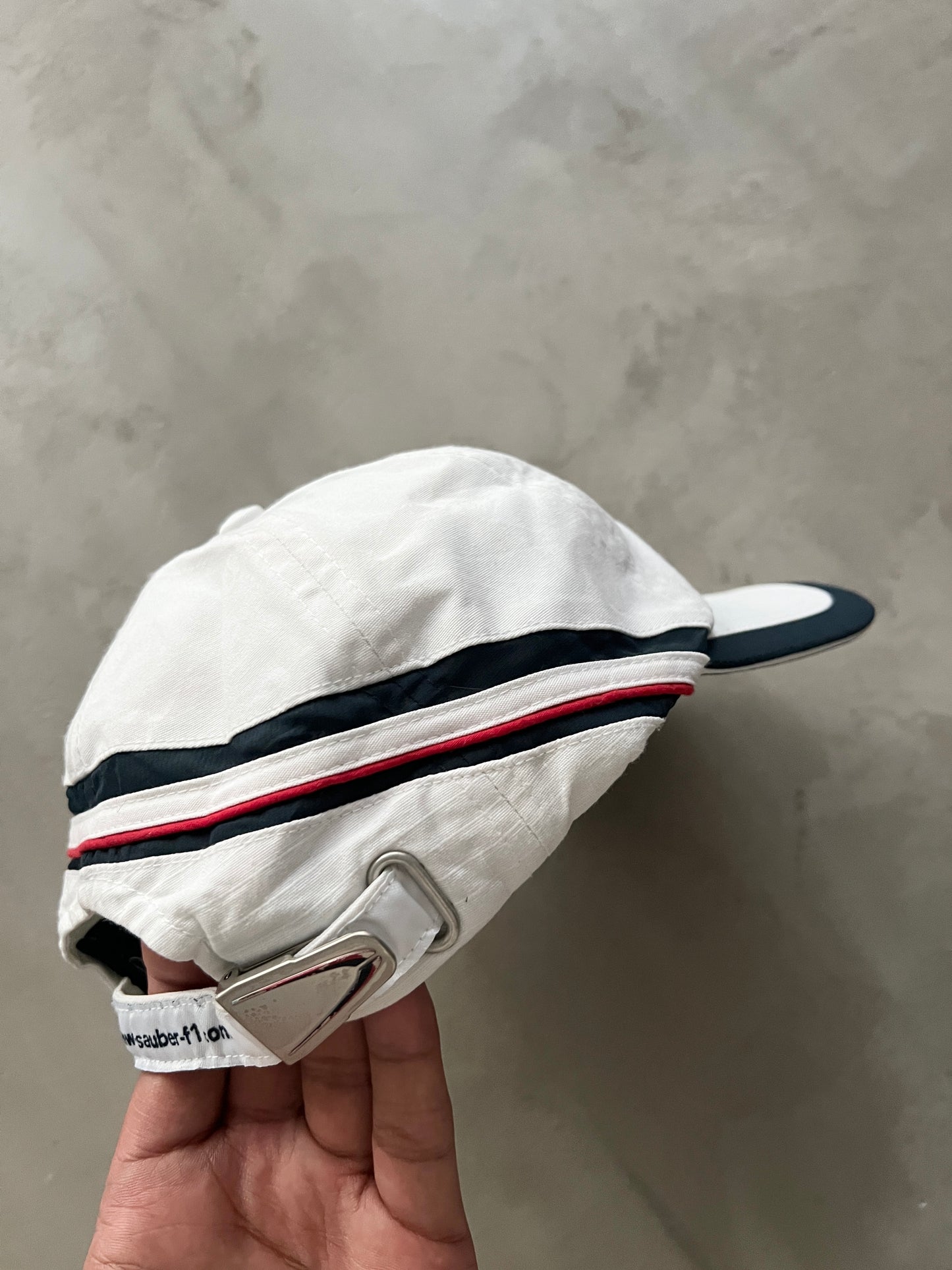 WHITE BMW SAUBER F1 RACING CAP - 2000S