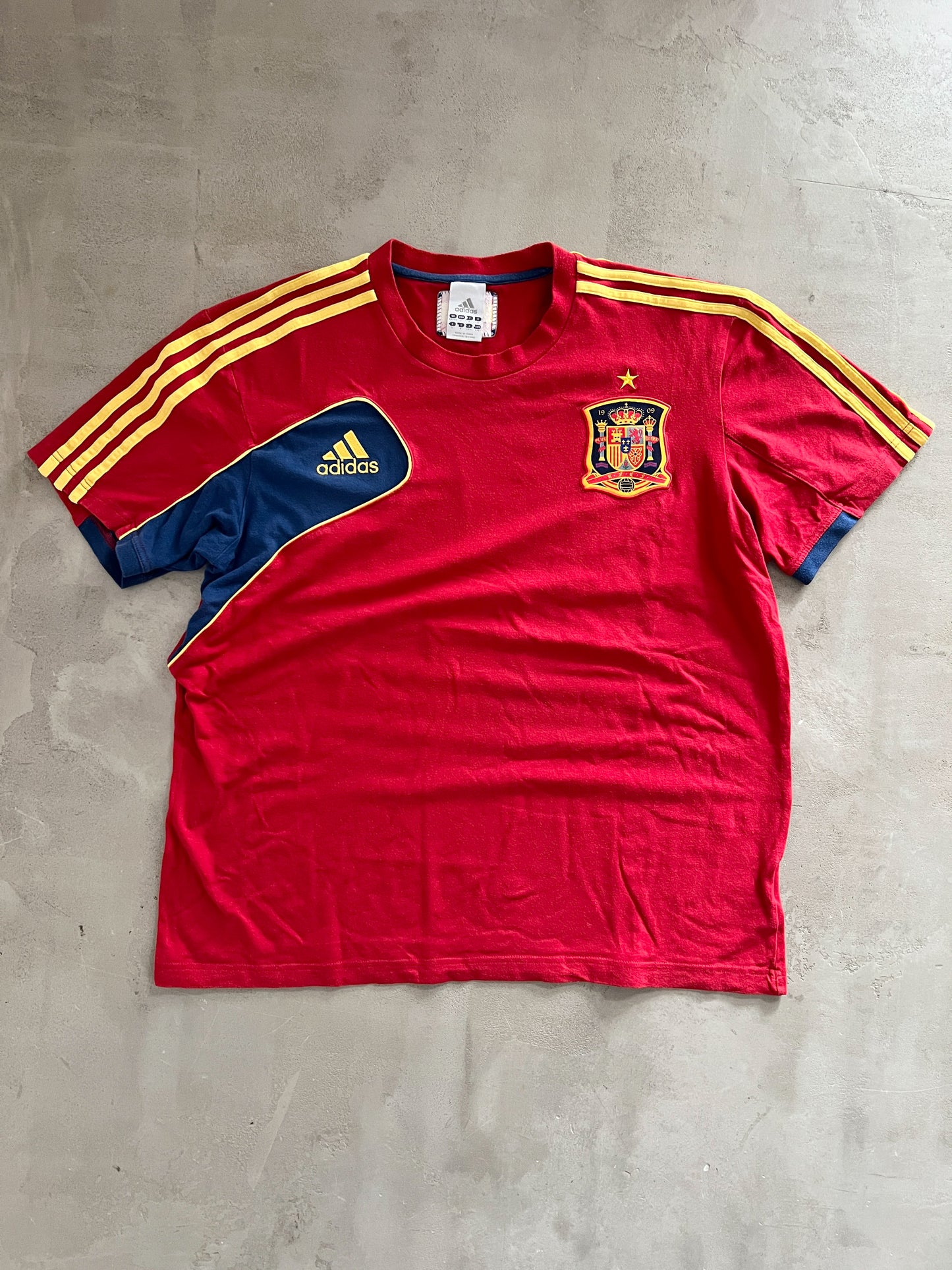 RED SPAIN SOCCER TEE - 2000S