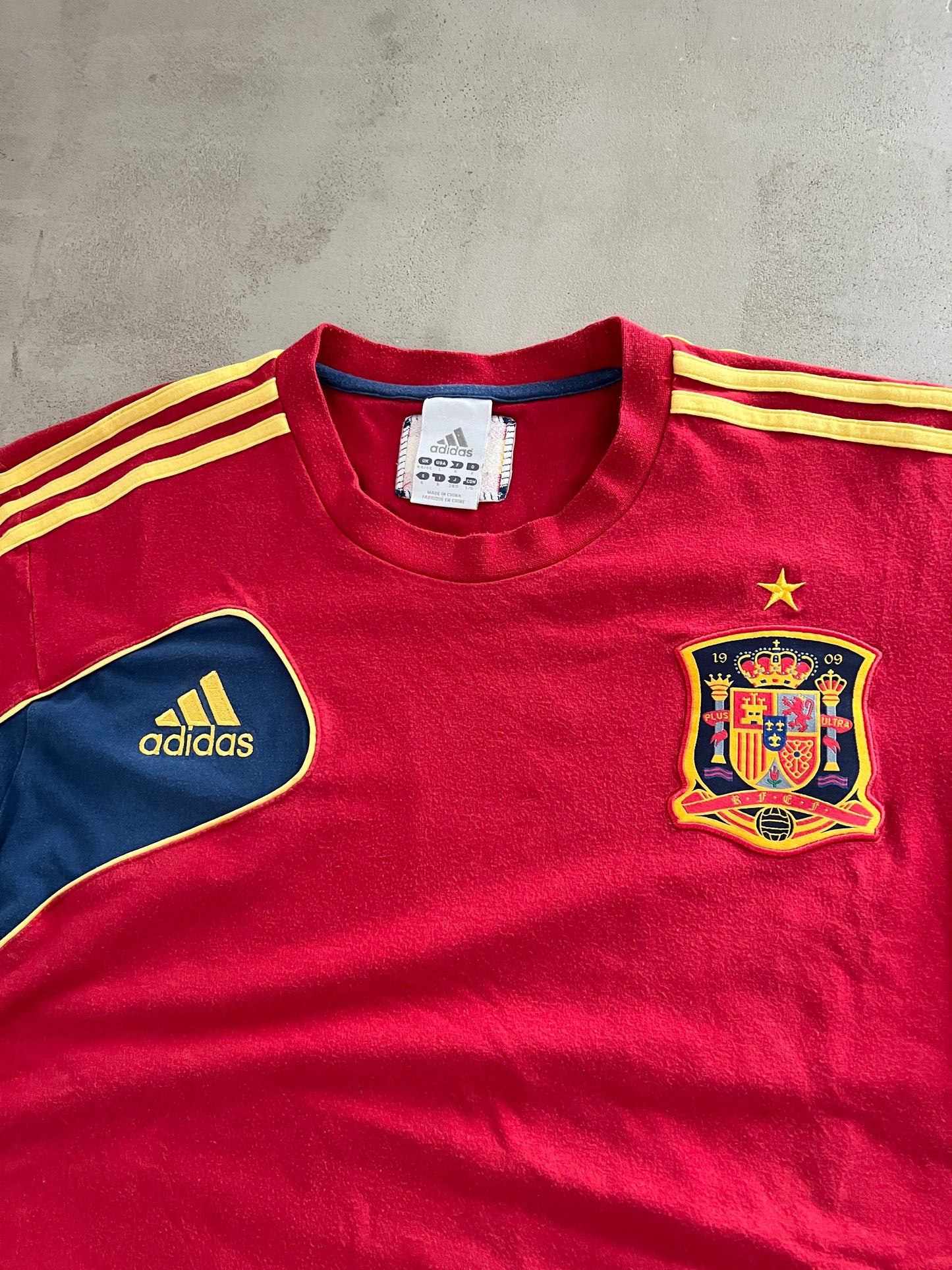 RED SPAIN SOCCER TEE - 2000S