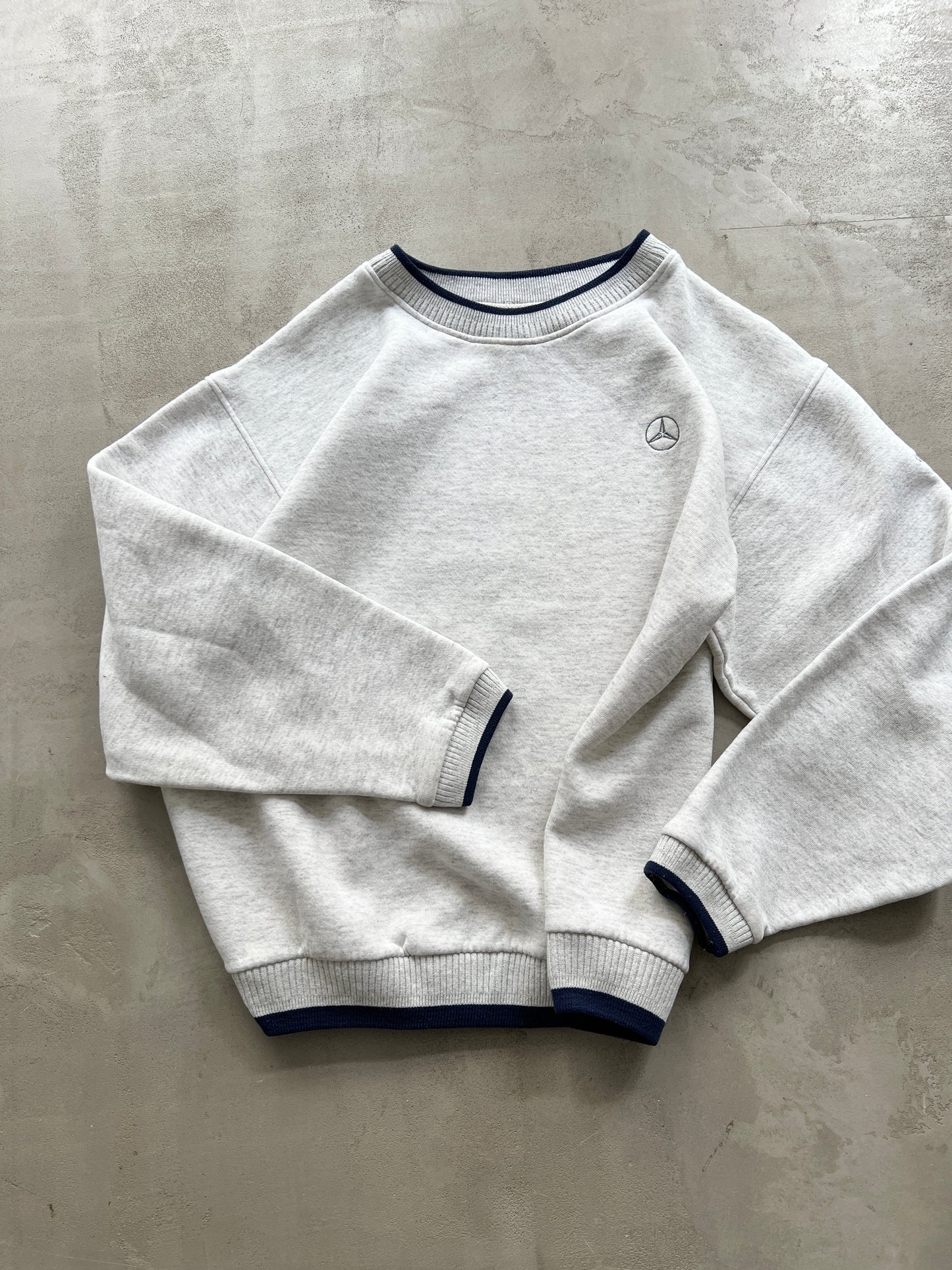 GREY MERCEDES BENZ SWEATER - 1990S - M/L