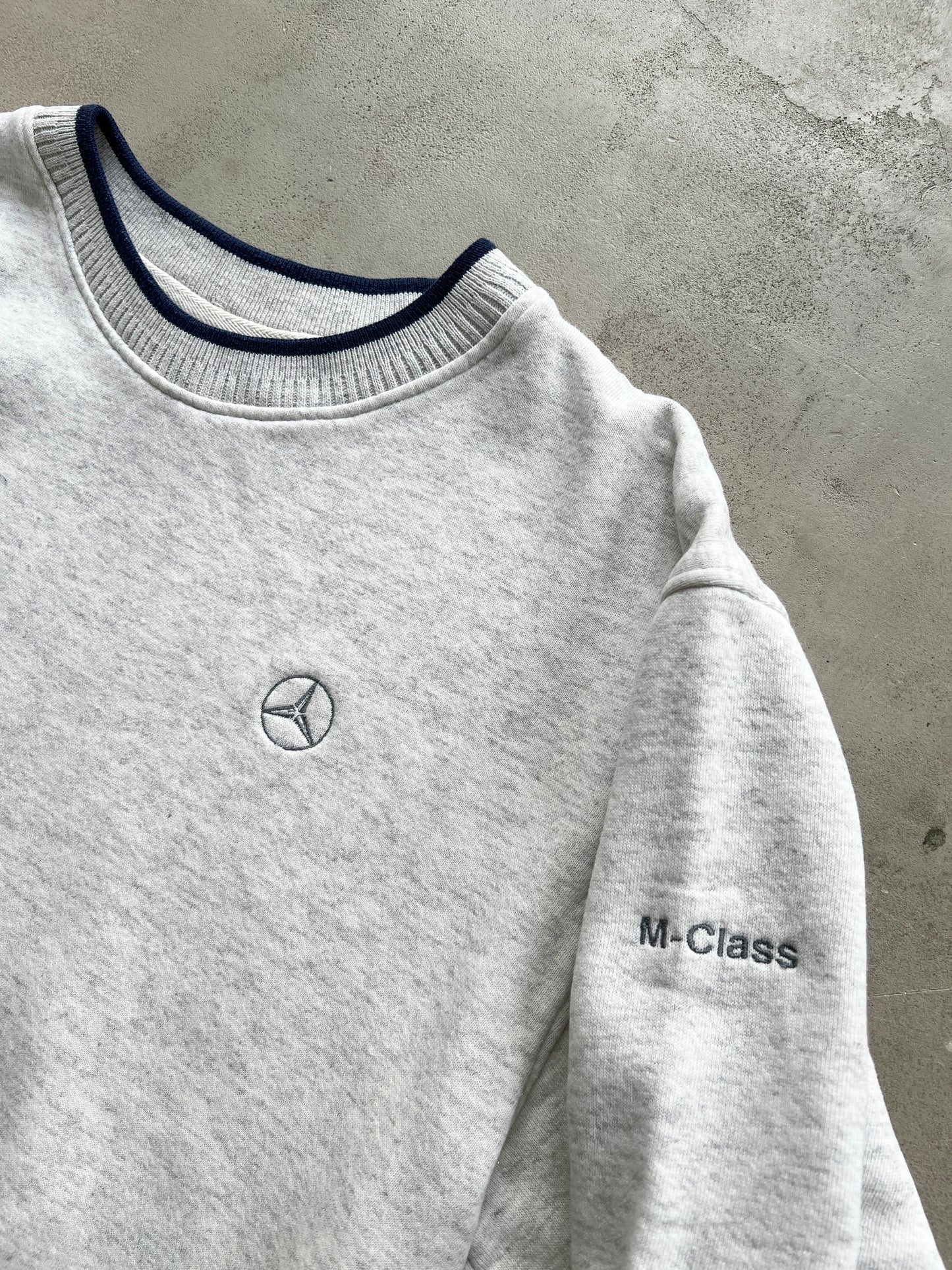 GREY MERCEDES BENZ SWEATER - 1990S - M/L