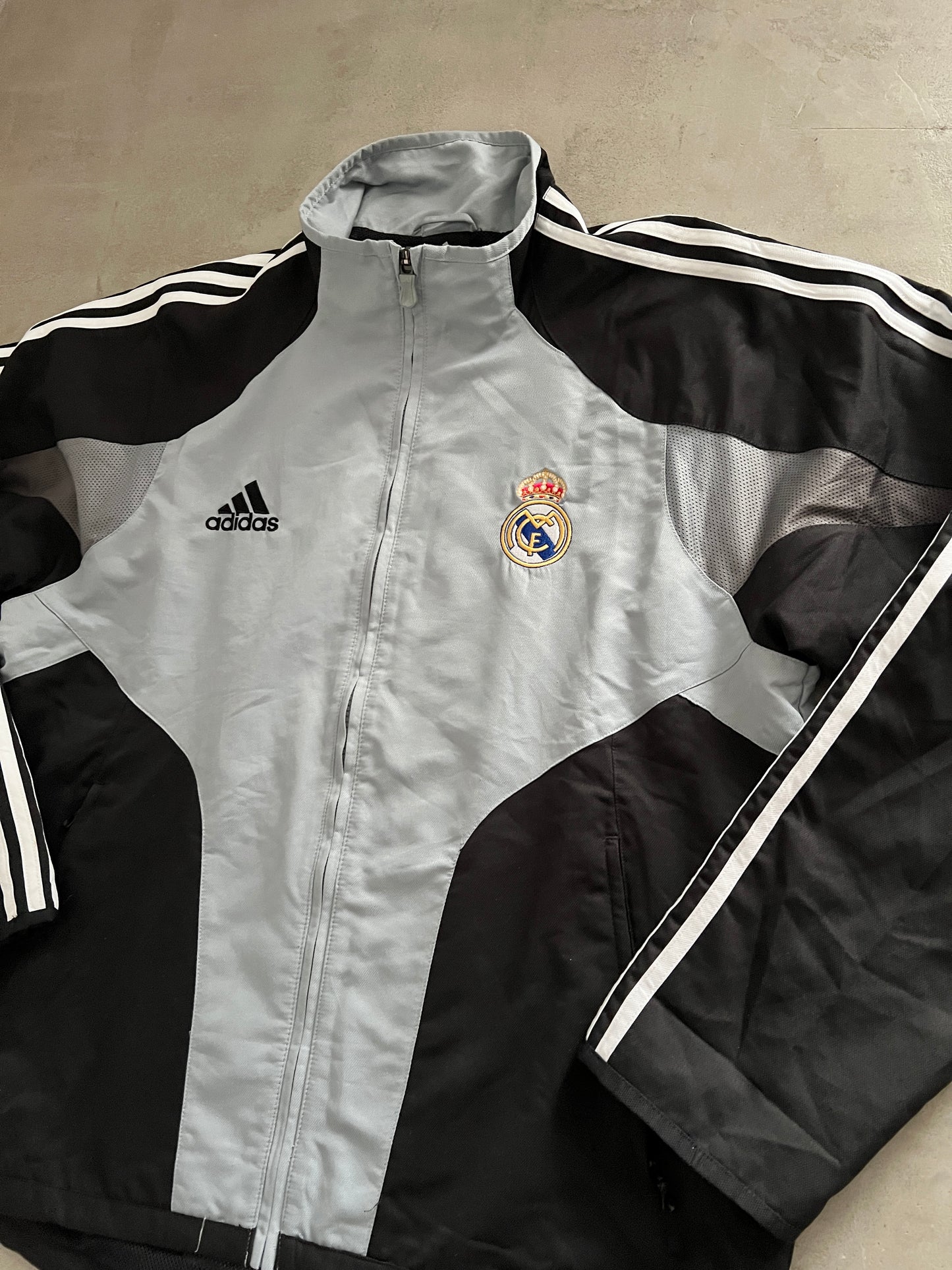 GREY REAL MADRID TRACK JACKET - 2000S - L/XL