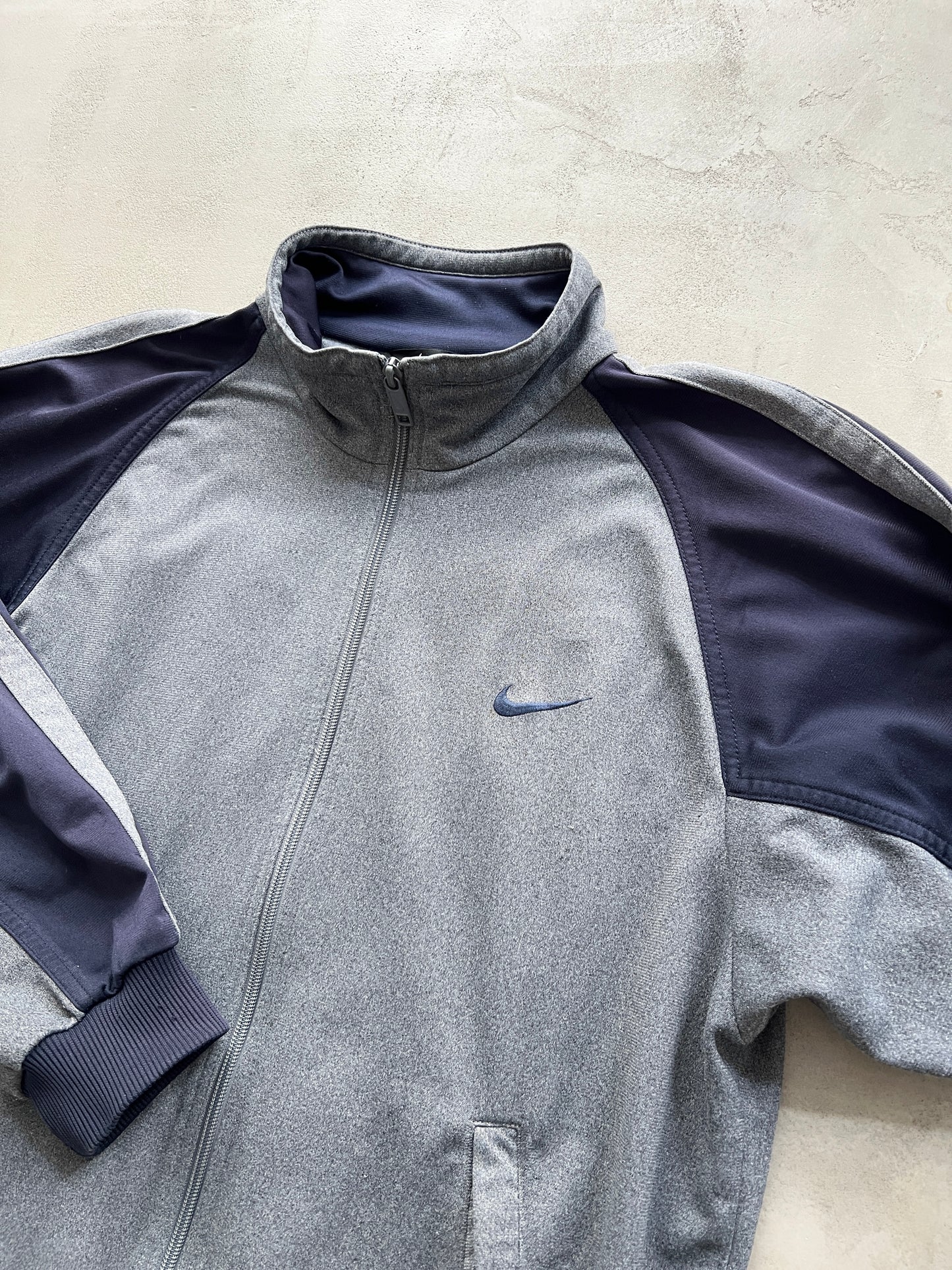 GREY/NAVY NIKE TRACK JACKET - 1990S - M