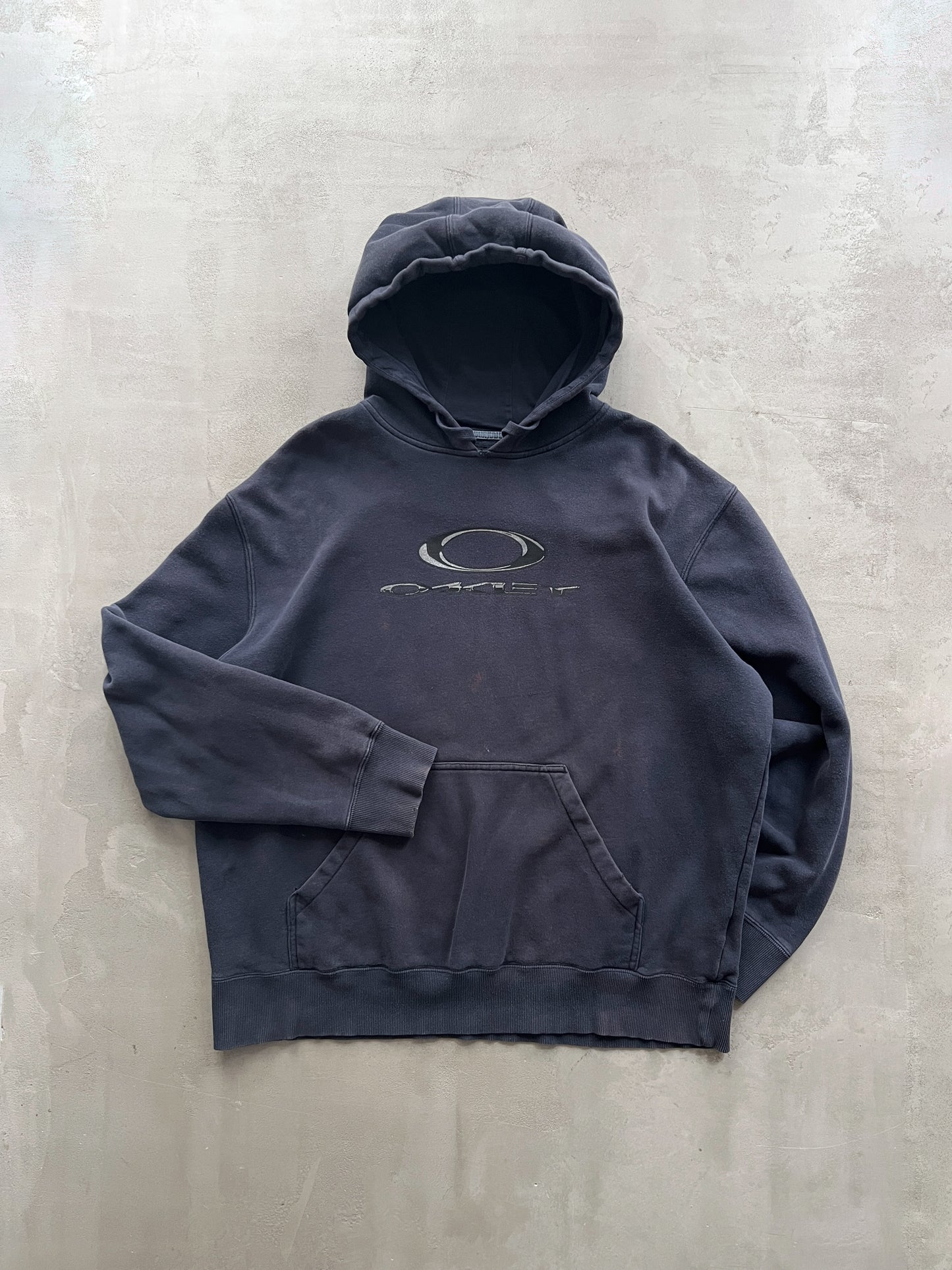 FADED BLACK/NAVY OAKLEY HOODIE - 2000S - L/XL