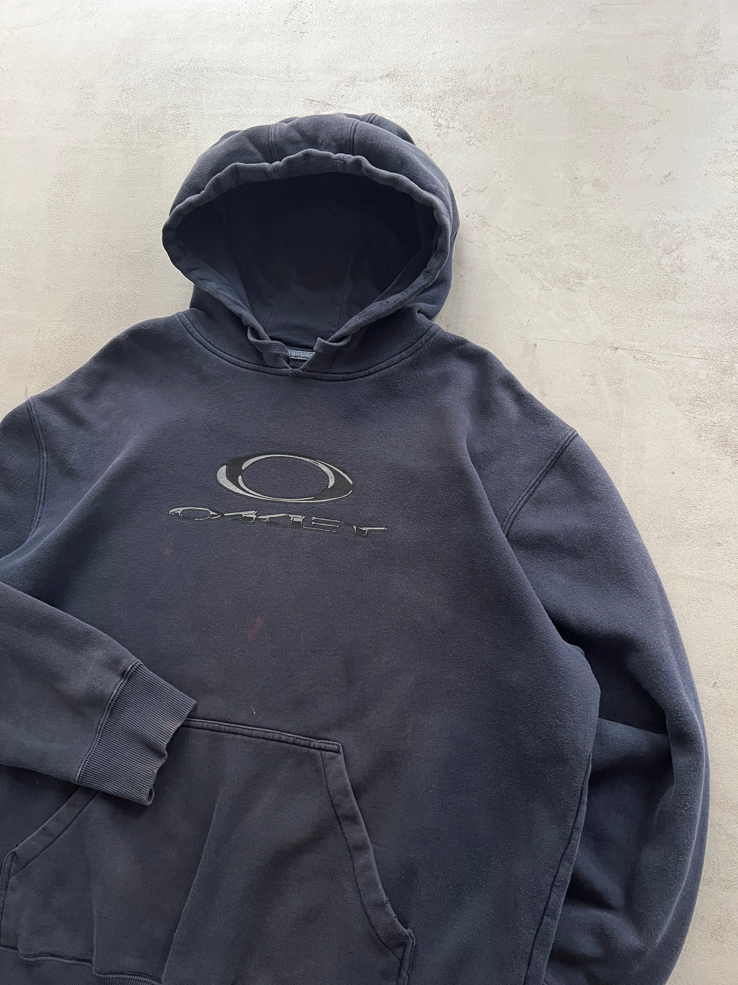 FADED BLACK/NAVY OAKLEY HOODIE - 2000S - L/XL