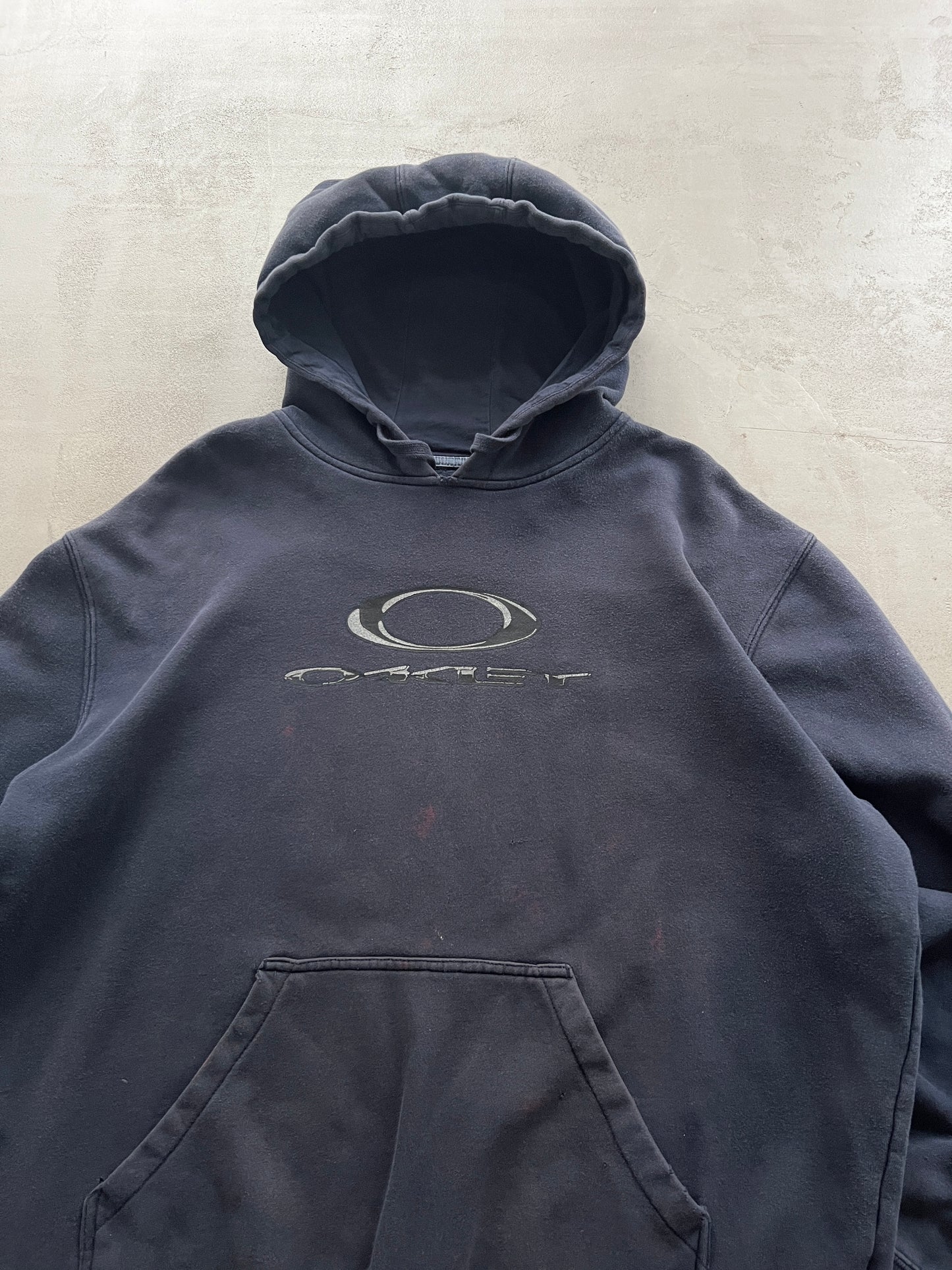 FADED BLACK/NAVY OAKLEY HOODIE - 2000S - L/XL