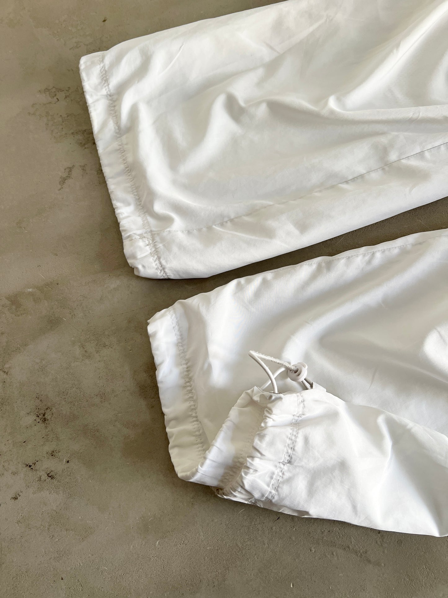 WHITE NIKE TRACK PANTS - 2000S - XL/L