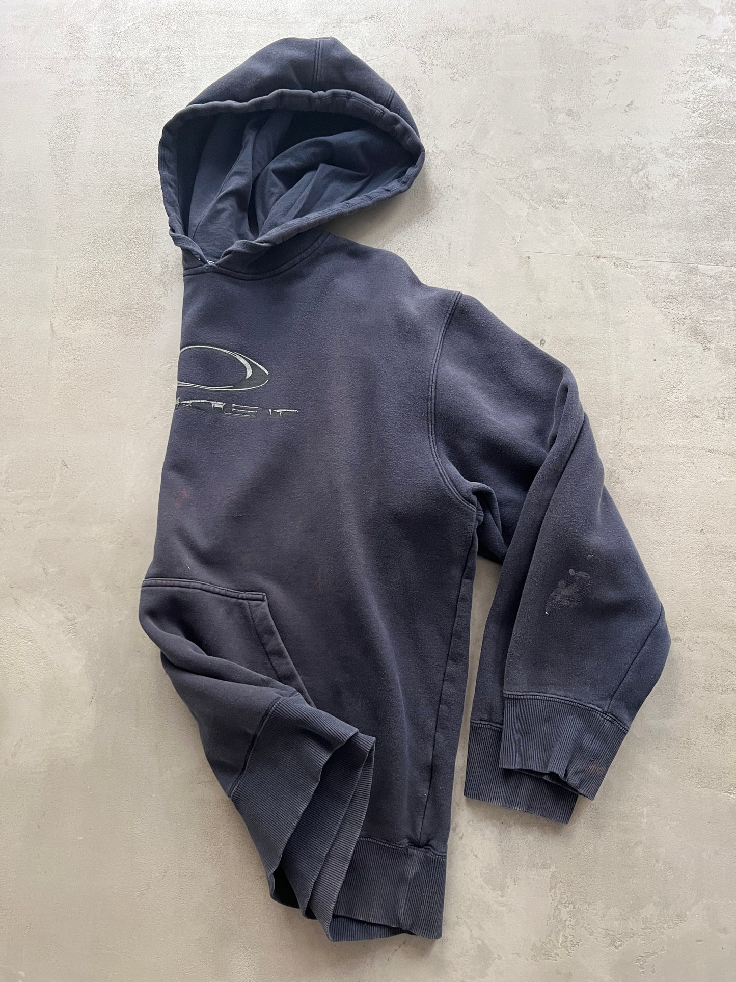 FADED BLACK/NAVY OAKLEY HOODIE - 2000S - L/XL