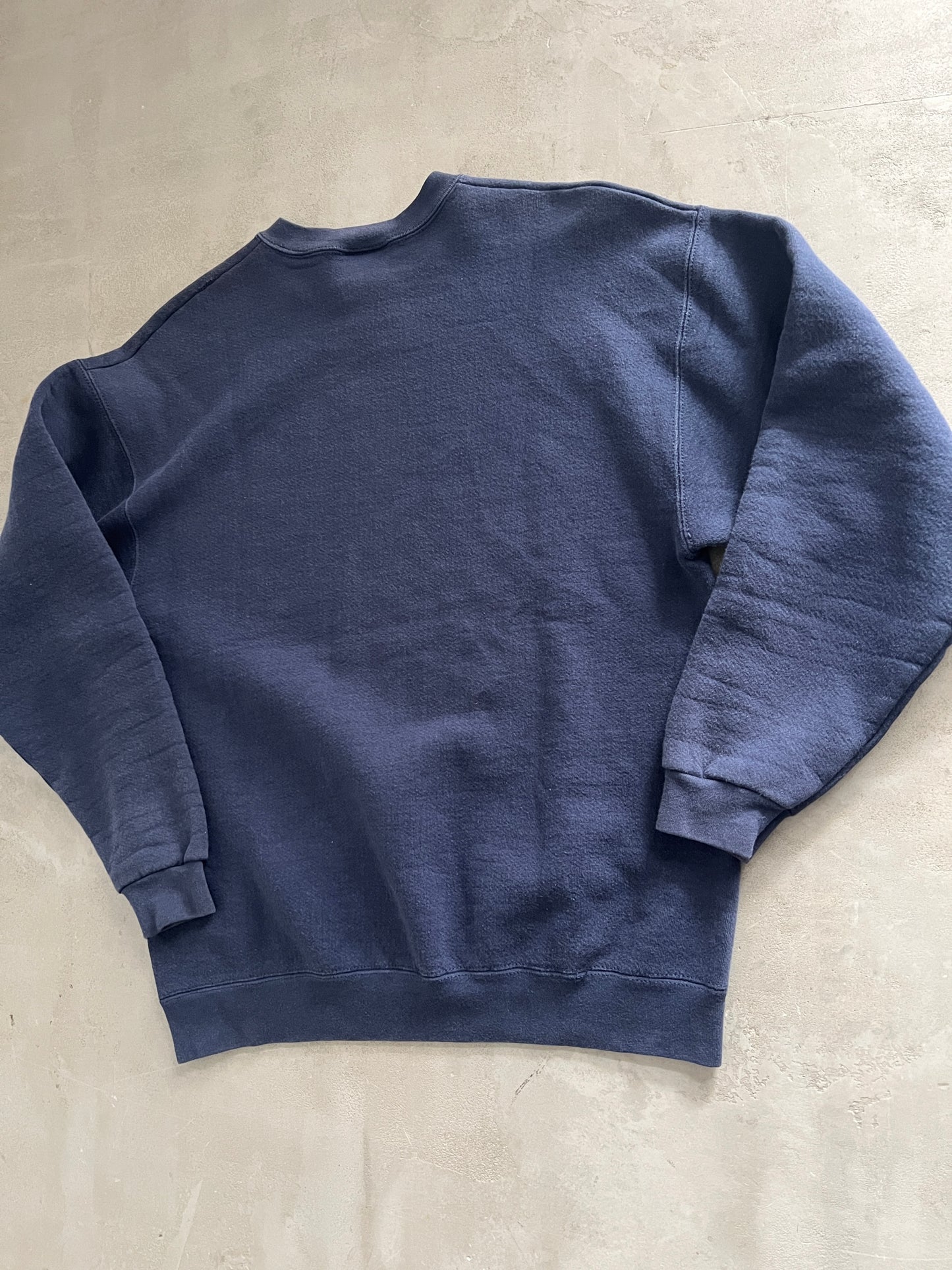 FADED NAVY APPLE PROMO SWEATER - 2000S - M/L