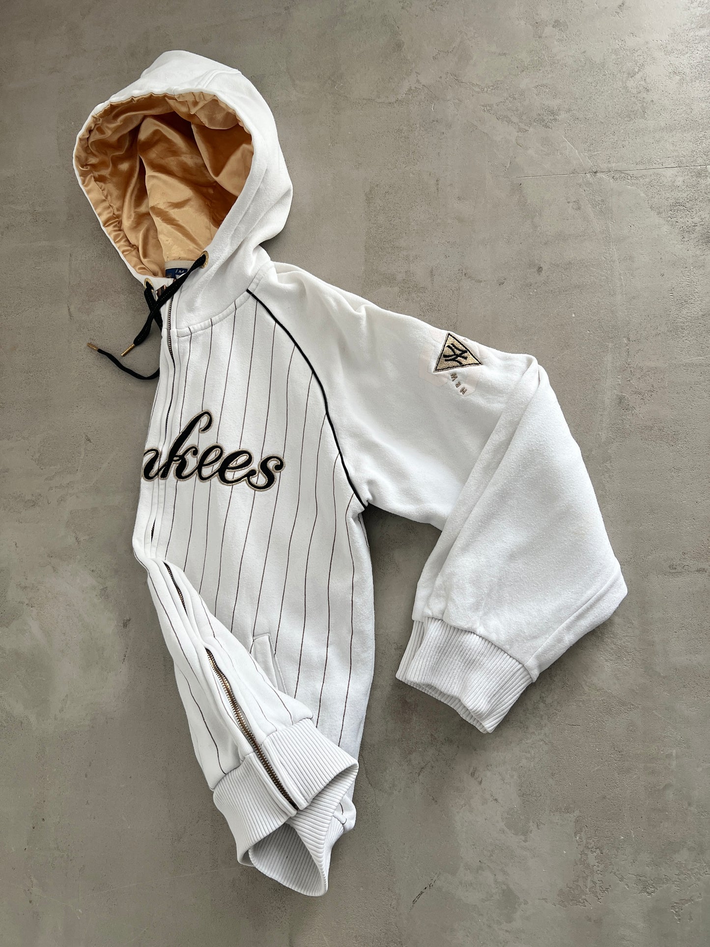 WHITE/NAVY YANKEES ZIP UP HOODIE - 2000S - M/L