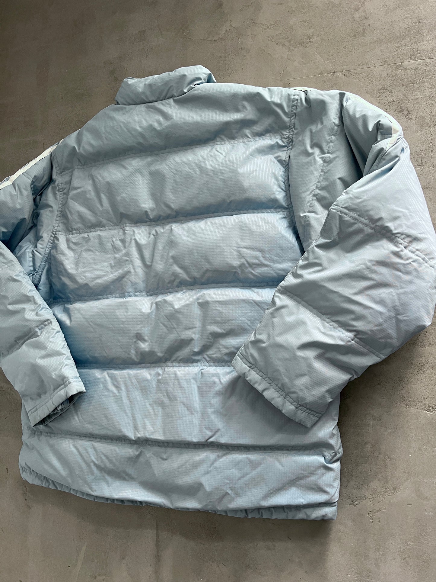 BABY BLUE ADIDAS PUFFER - 2000S - L/XL