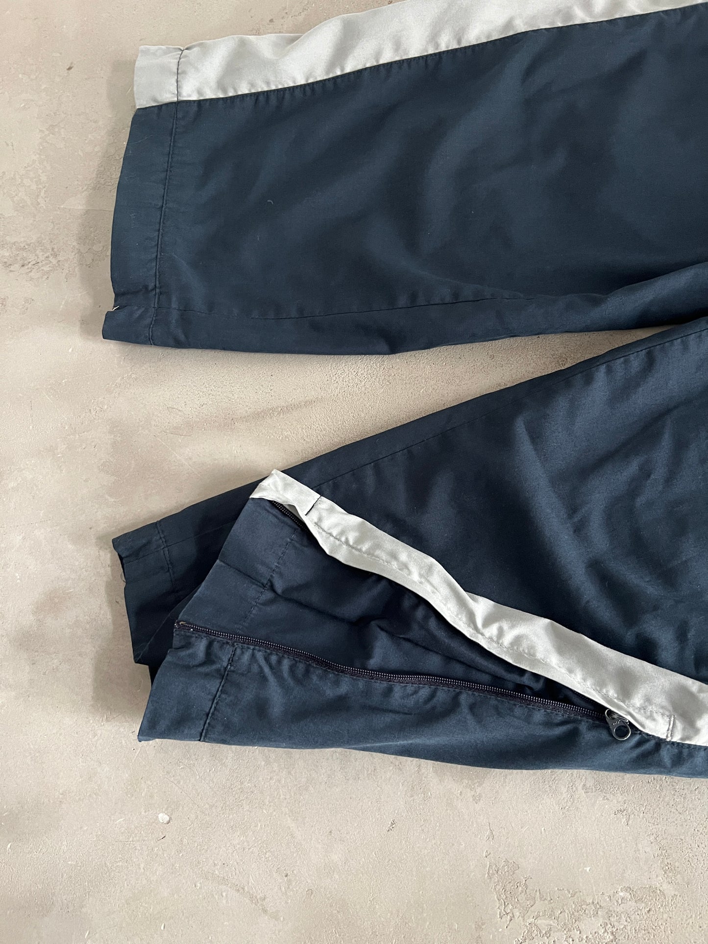 NAVY/BEIGE NIKE TRACK PANTS - 2000S - L