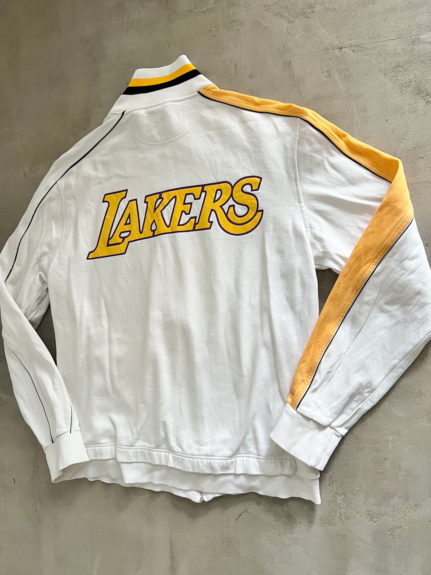 WHITE LA LAKERS ADIDAS JACKET - 2000S - L/M