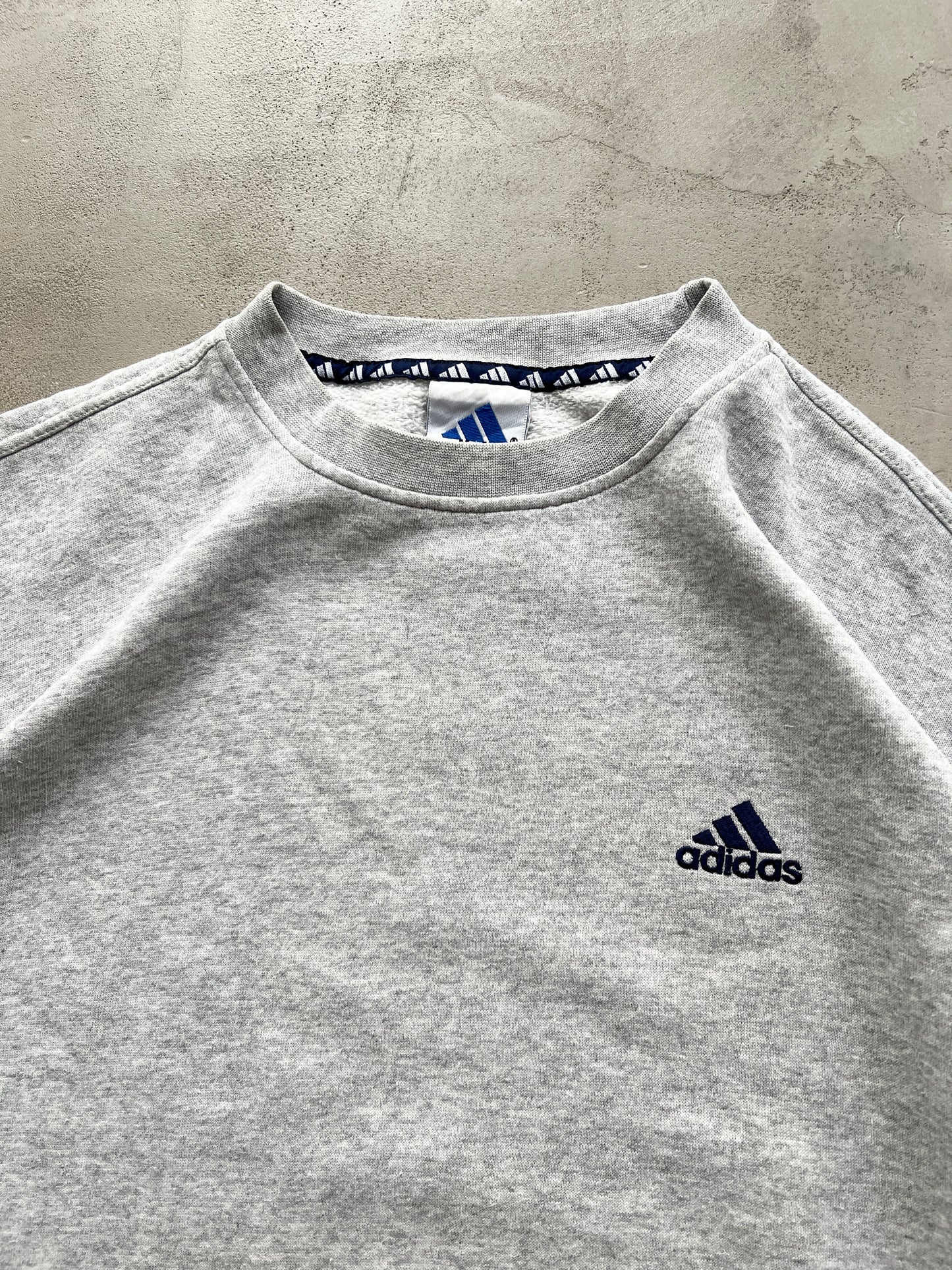 GREY ADIDAS SWEATER - 1990S - L