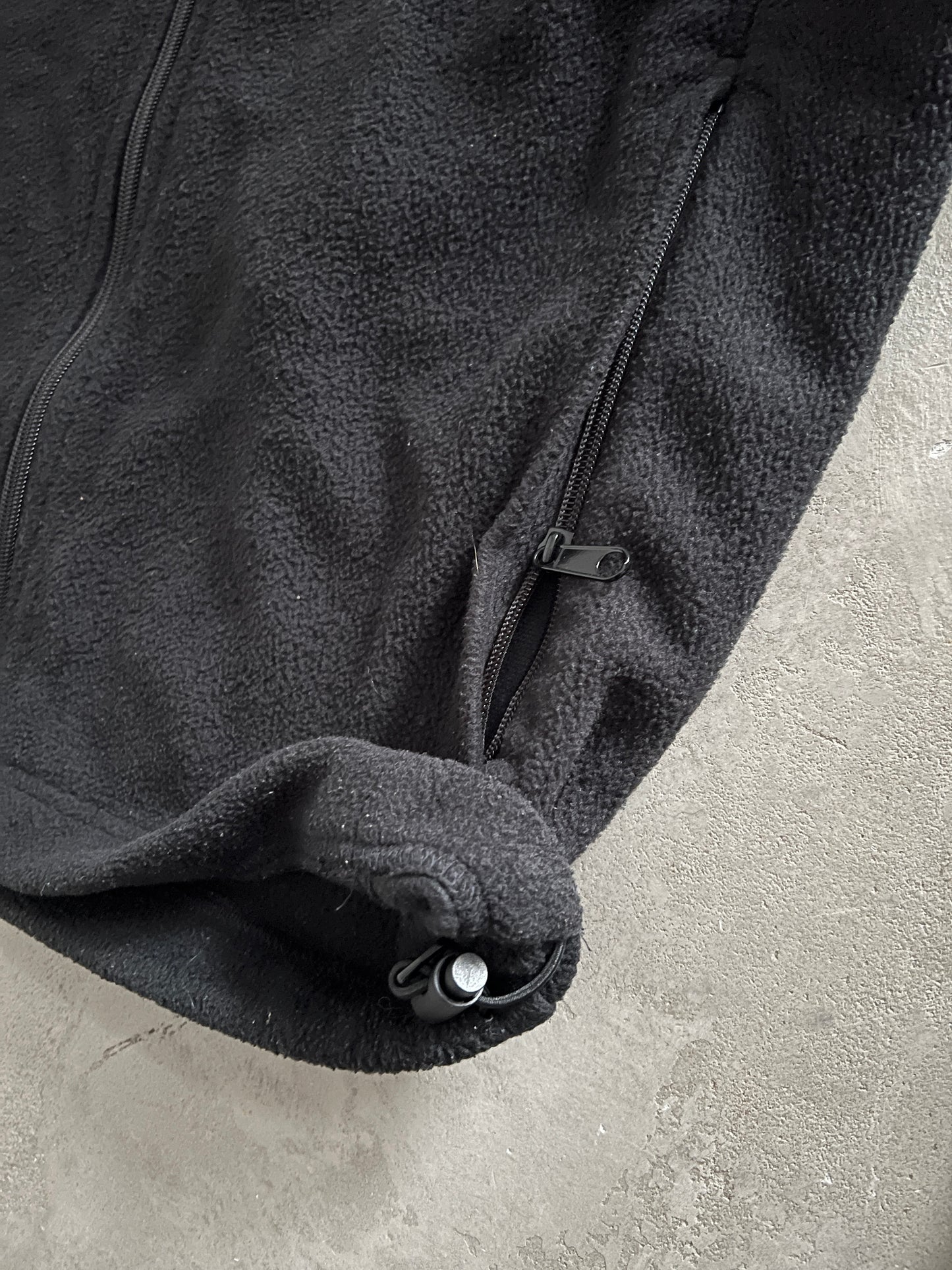 BLACK BMW COLUMBIA FLEECE - 2000S - L/M