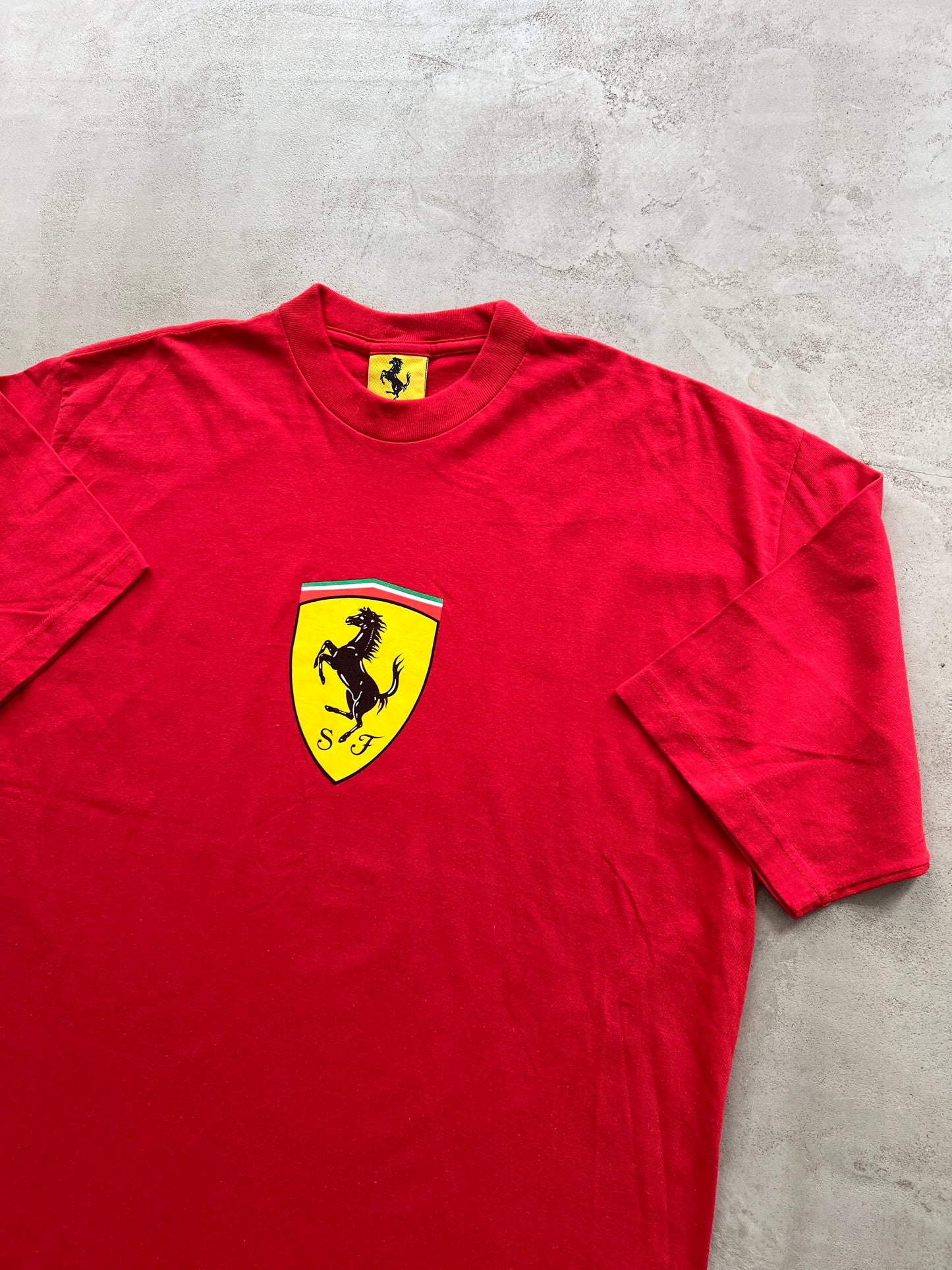 RED FERRARI TEE - 1990S - XL